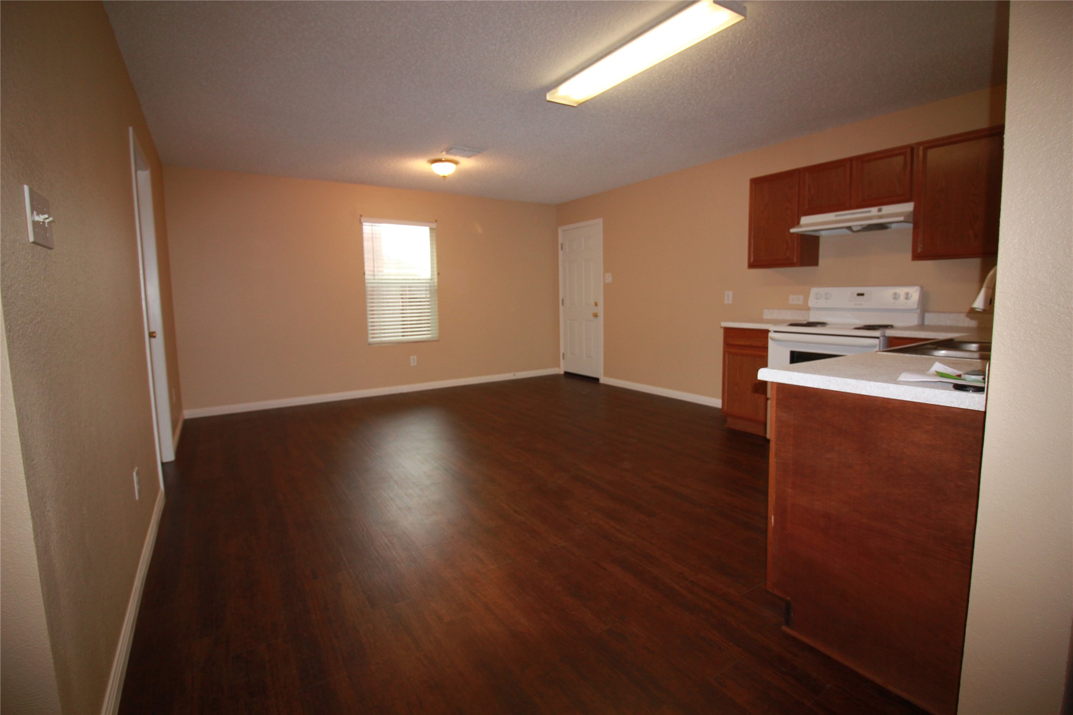 6908 Meadow Way Lane Fort Worth TX 76179