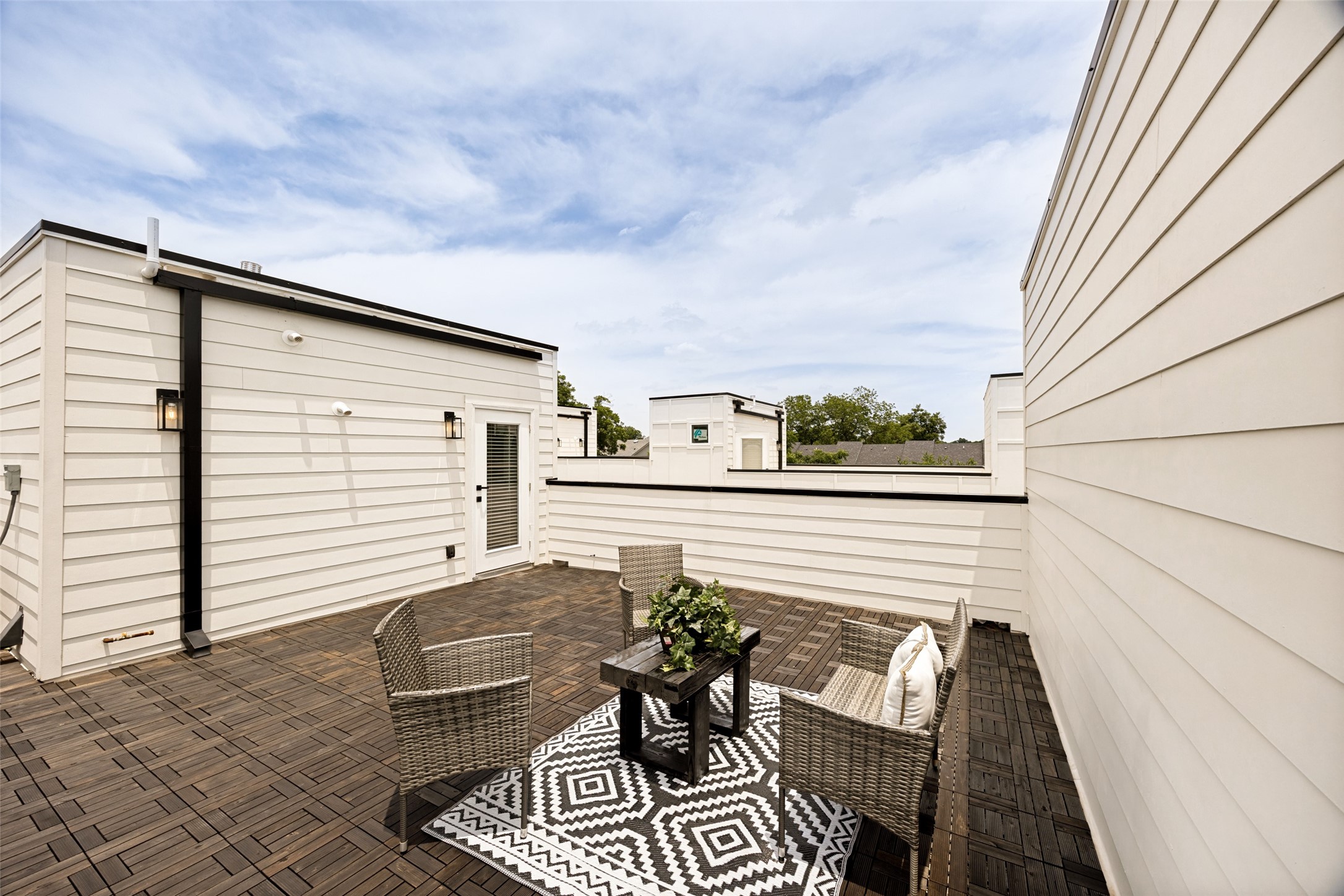5637 Live Oak Street Dallas TX 75206