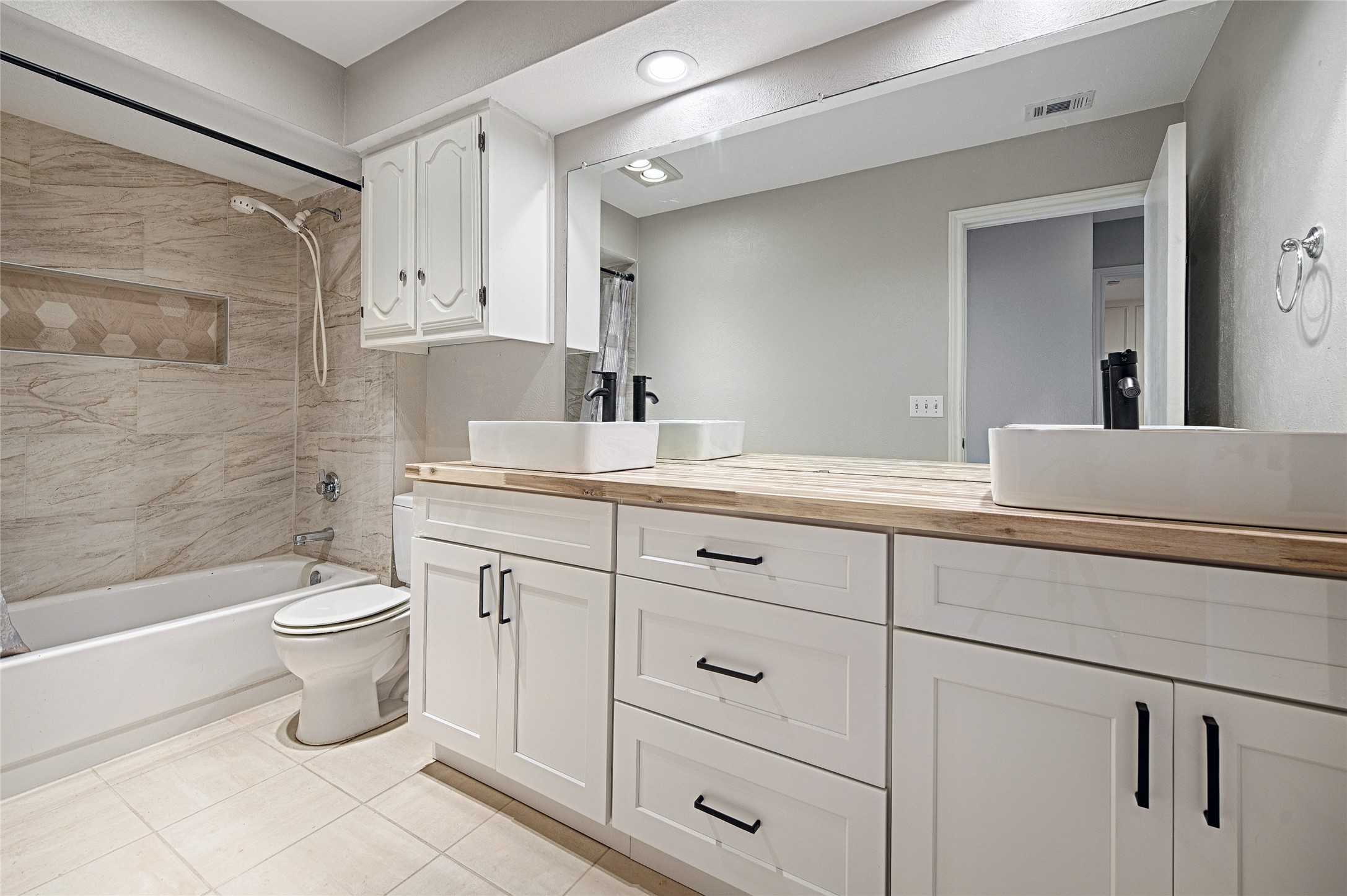 2217 Cedar Circle Carrollton TX 75006