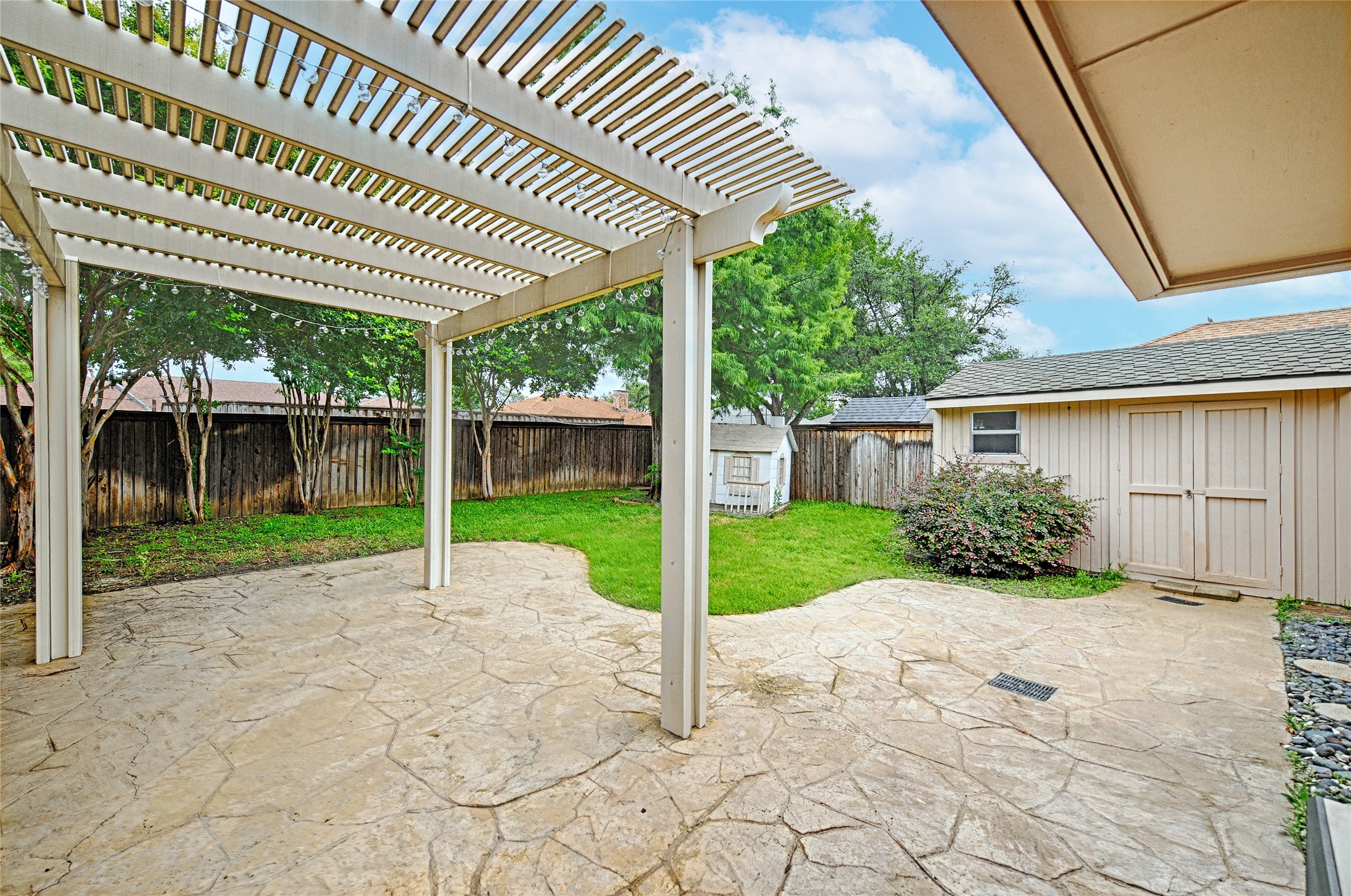 2217 Cedar Circle Carrollton TX 75006
