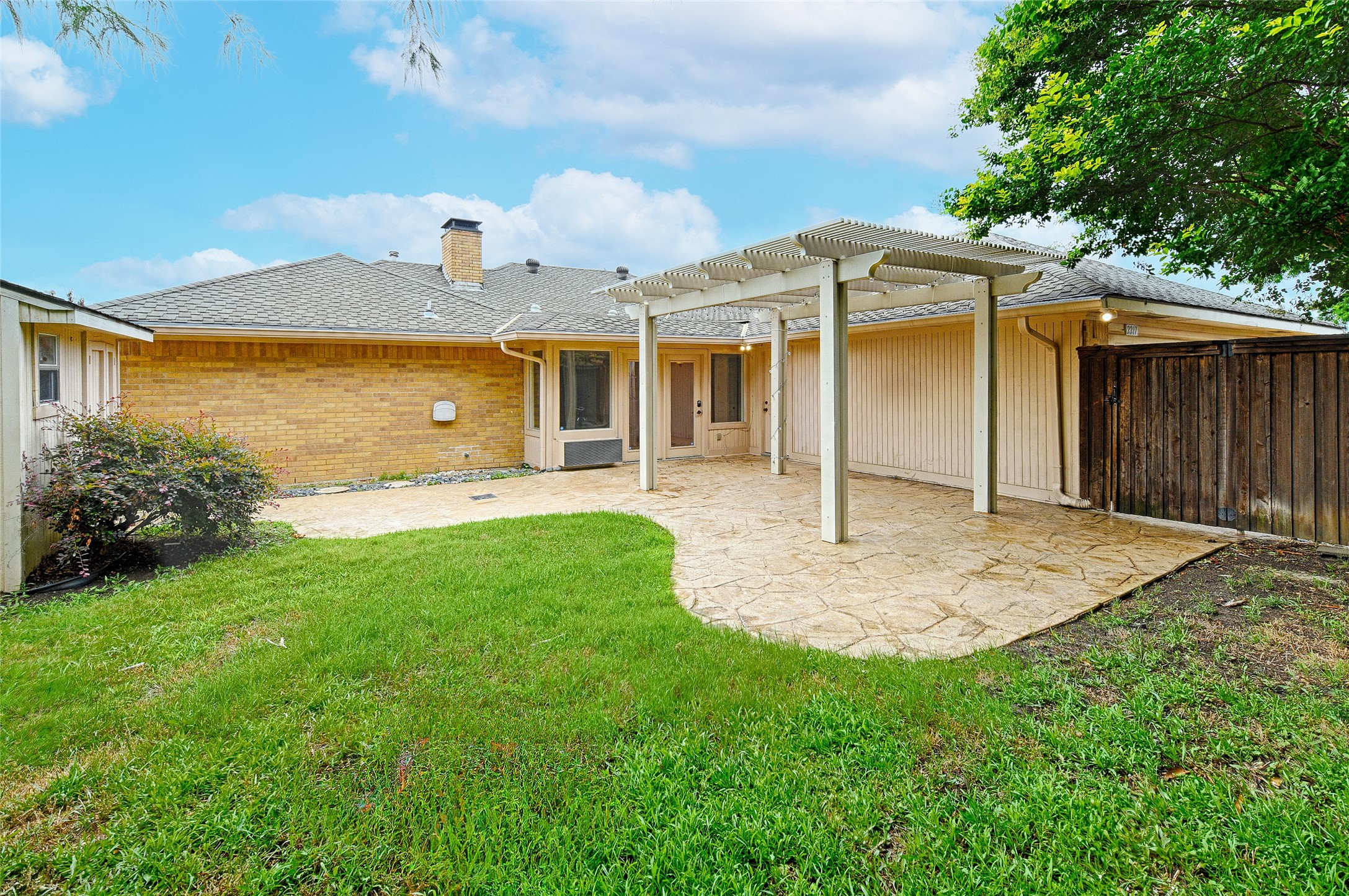 2217 Cedar Circle Carrollton TX 75006