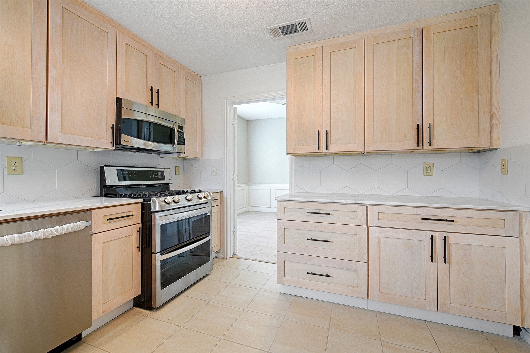 2217 Cedar Circle Carrollton TX 75006