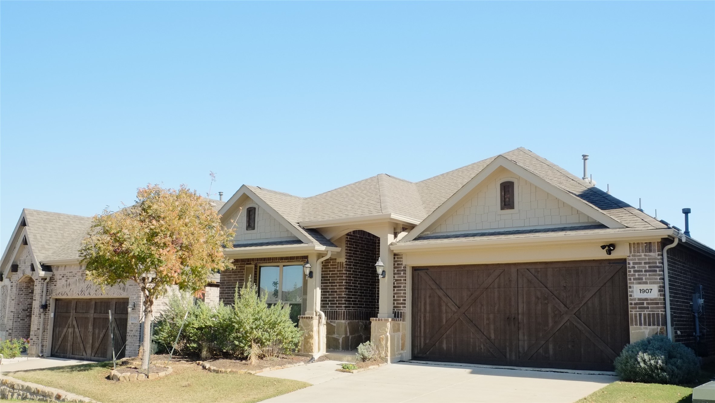 1907 Edgecreek Path Lewisville TX 75010