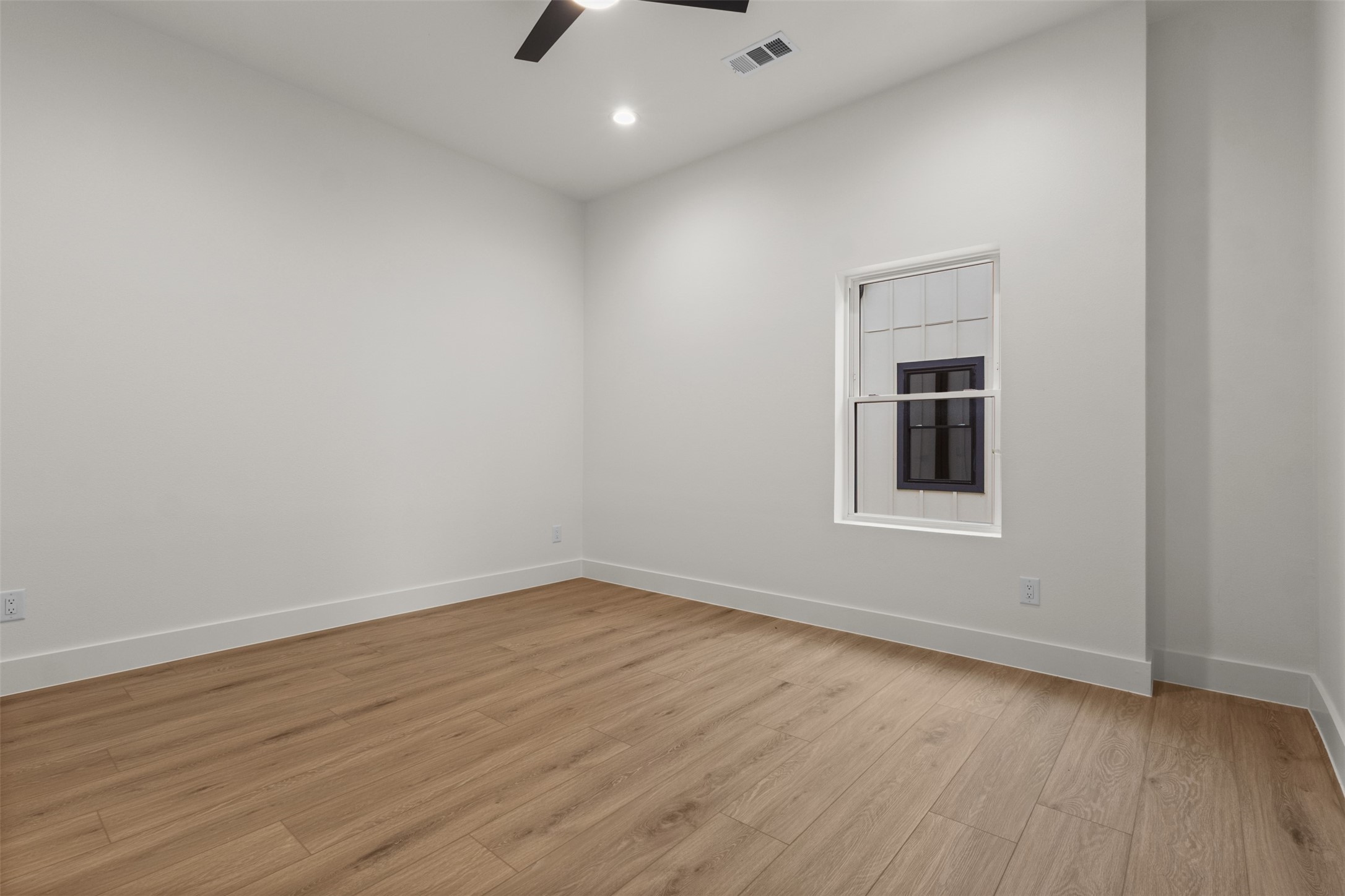 2203 Hondo Avenue Dallas TX 75219