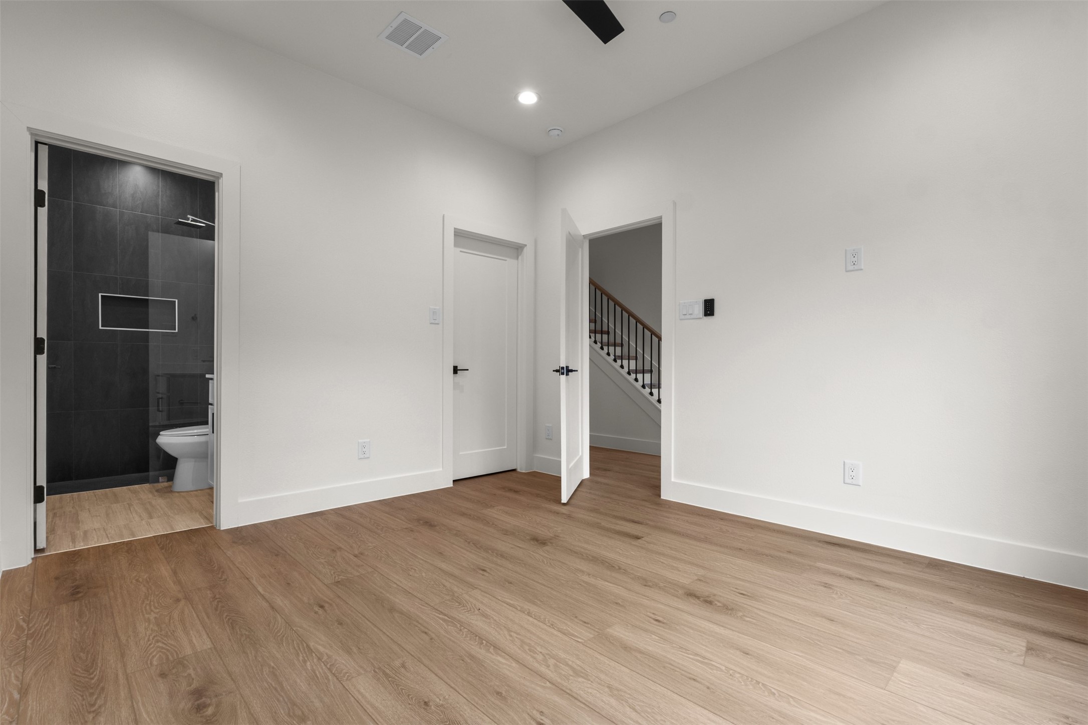 2203 Hondo Avenue Dallas TX 75219