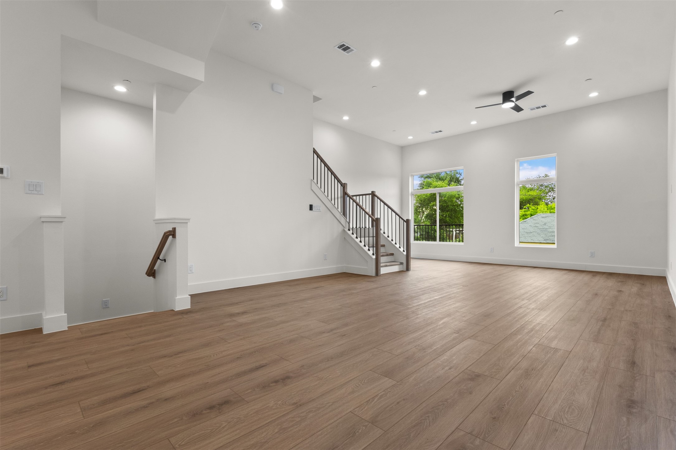 2203 Hondo Avenue Dallas TX 75219