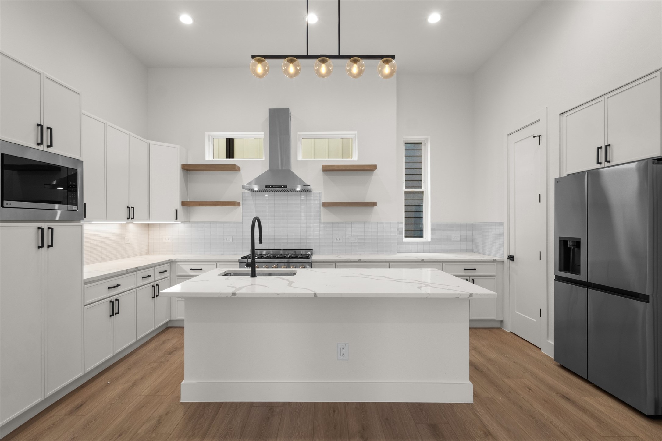 2203 Hondo Avenue Dallas TX 75219