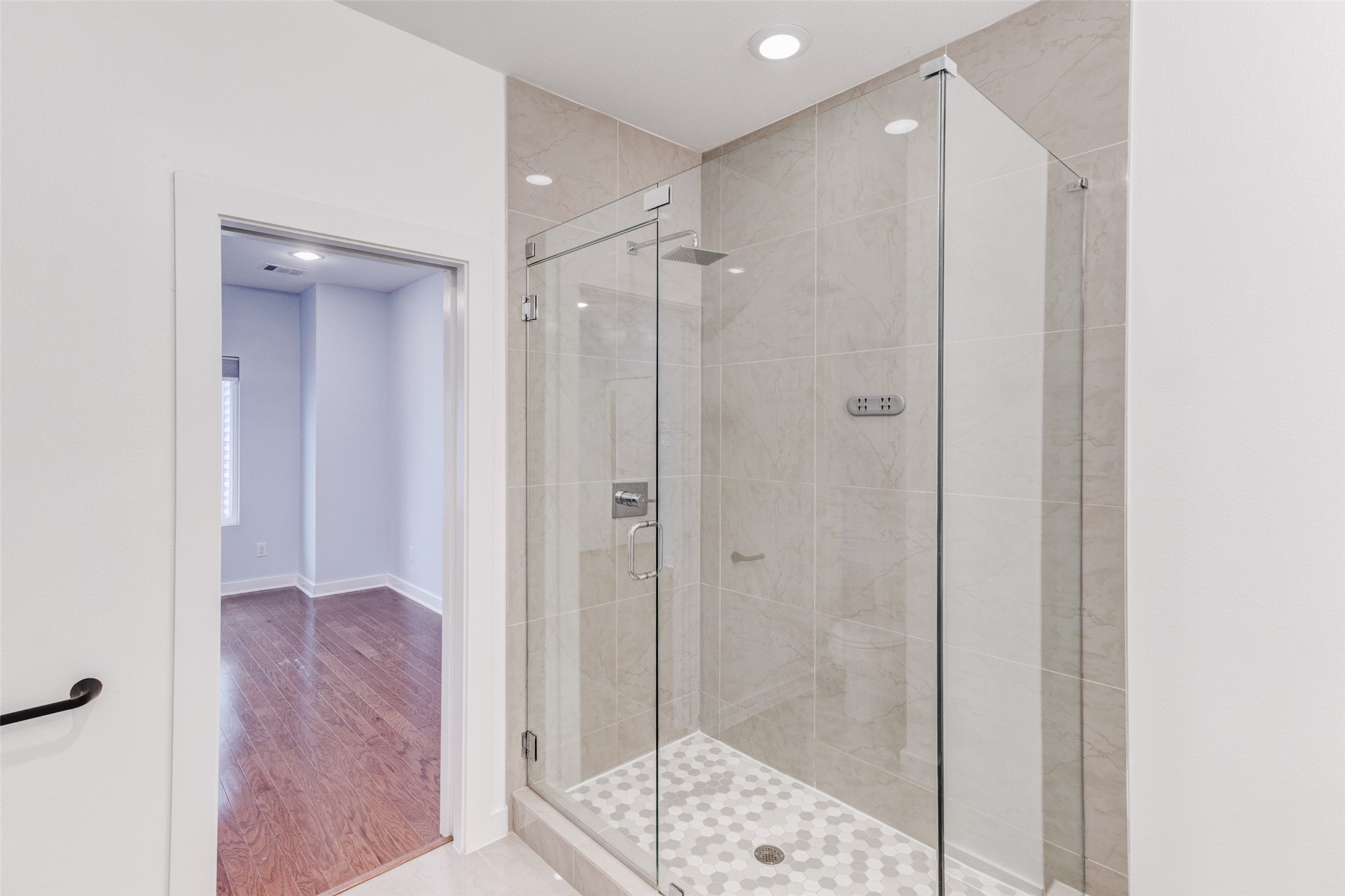 1925 California Drive Dallas TX 75204