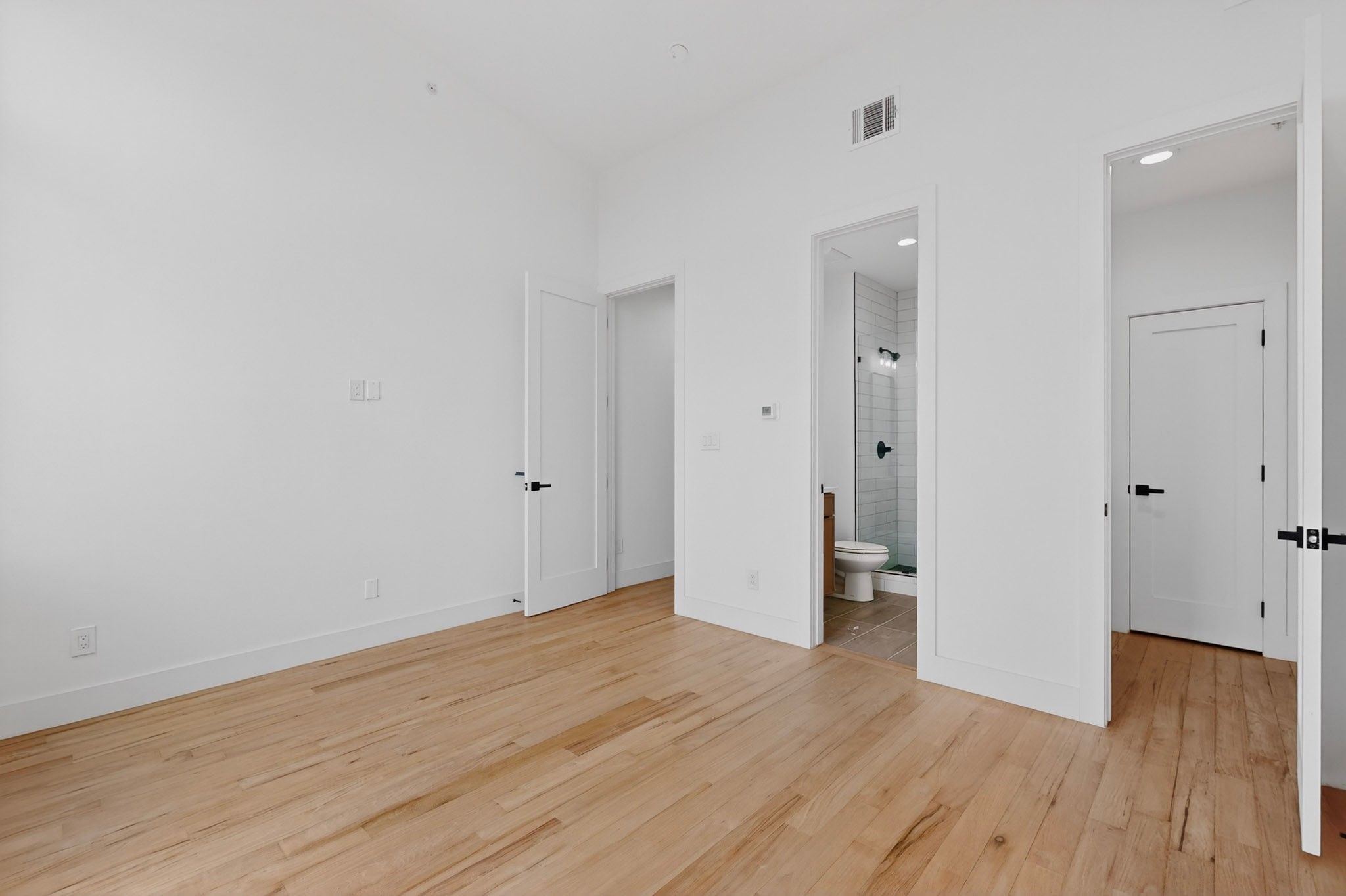 2080 Kelly Avenue Dallas TX 75215