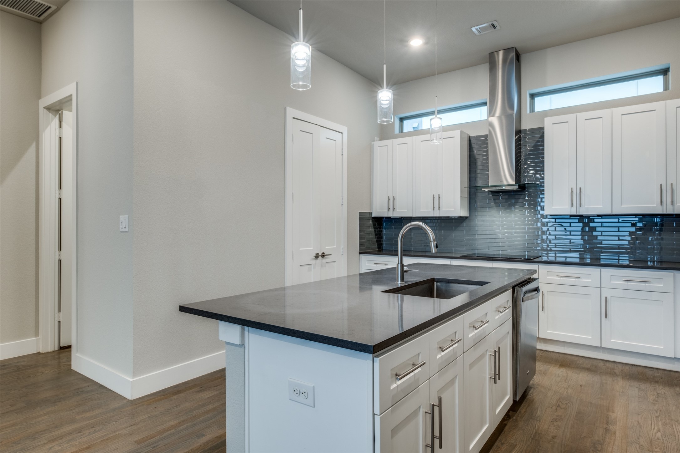 5912 Ross Avenue Dallas TX 75206