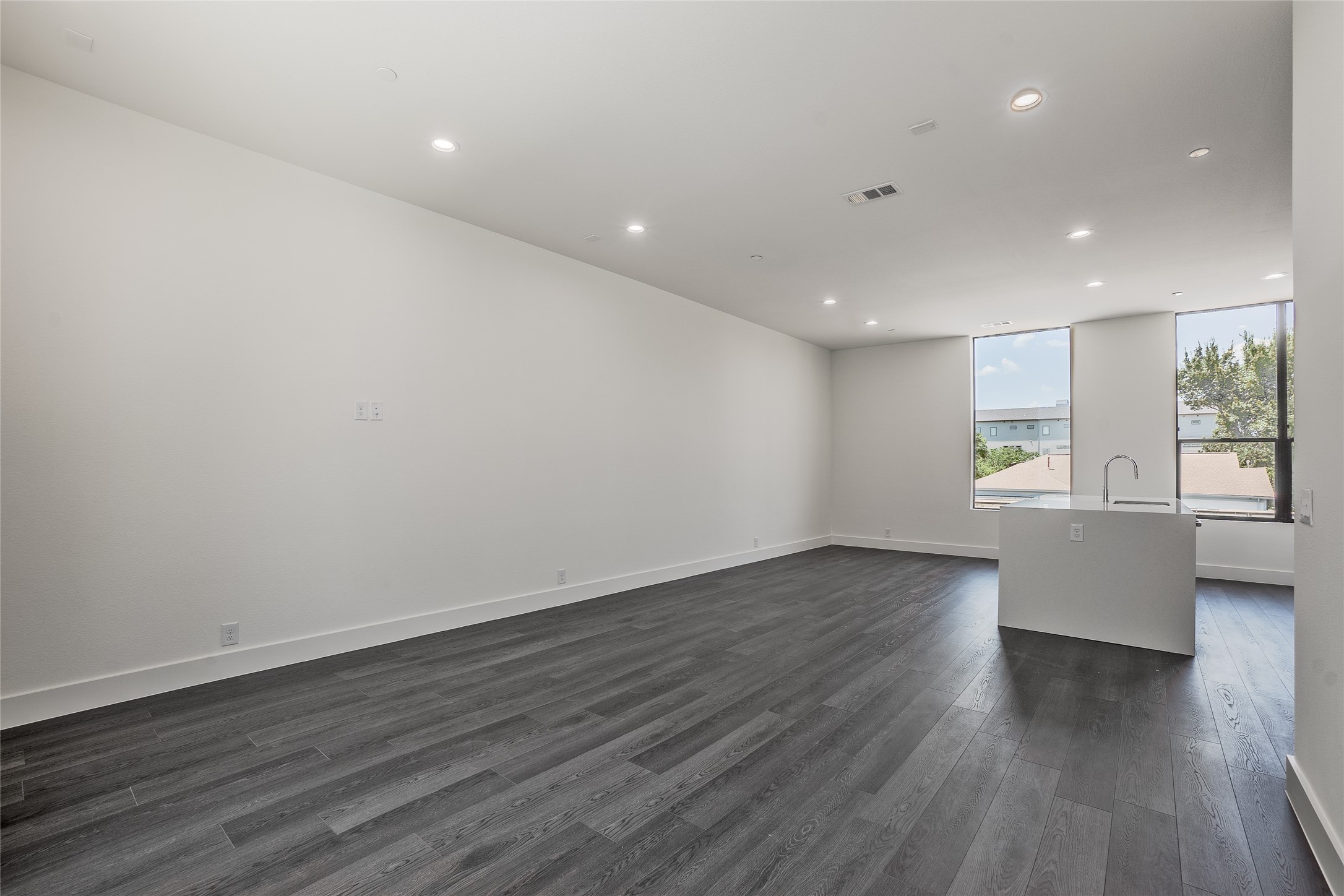 4322 Roseland Avenue Dallas TX 75204
