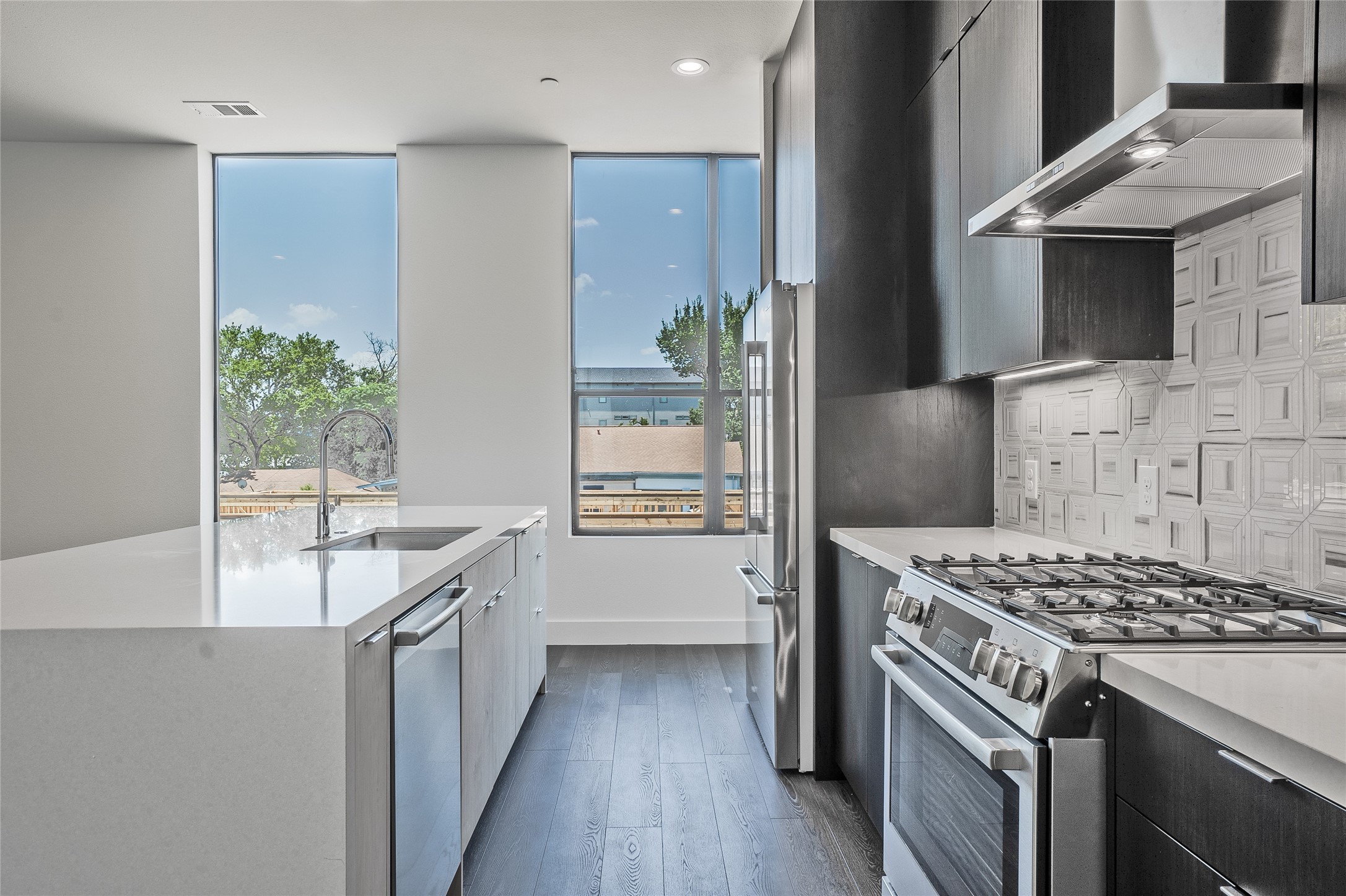 4322 Roseland Avenue Dallas TX 75204