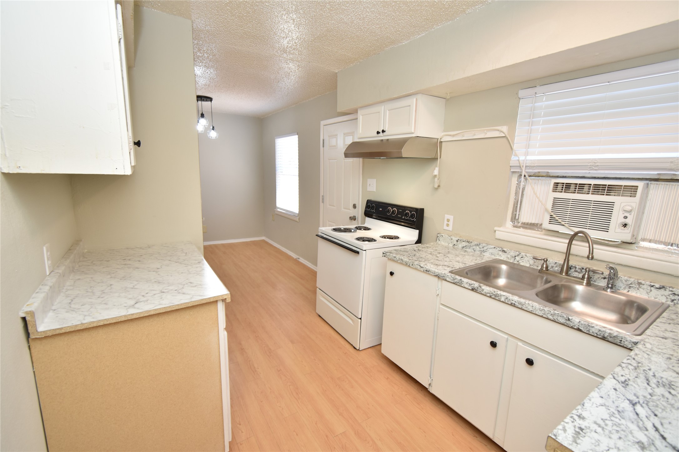 1206 Belvedere Drive Arlington TX 76010