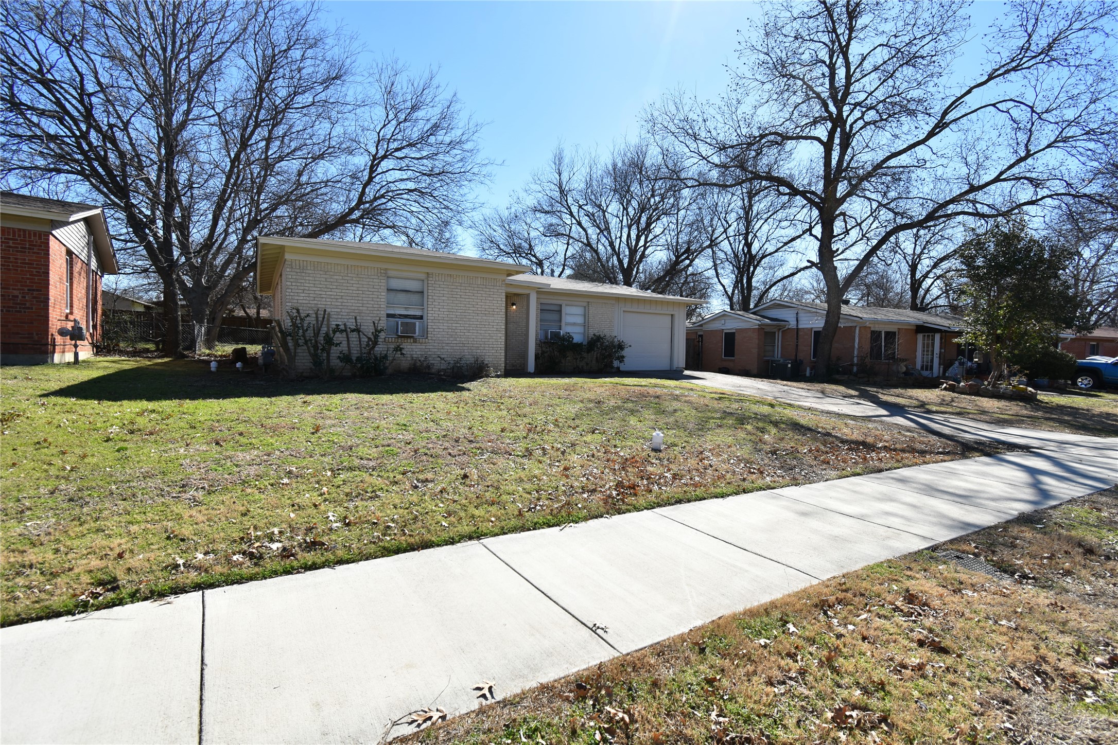 1206 Belvedere Drive Arlington TX 76010