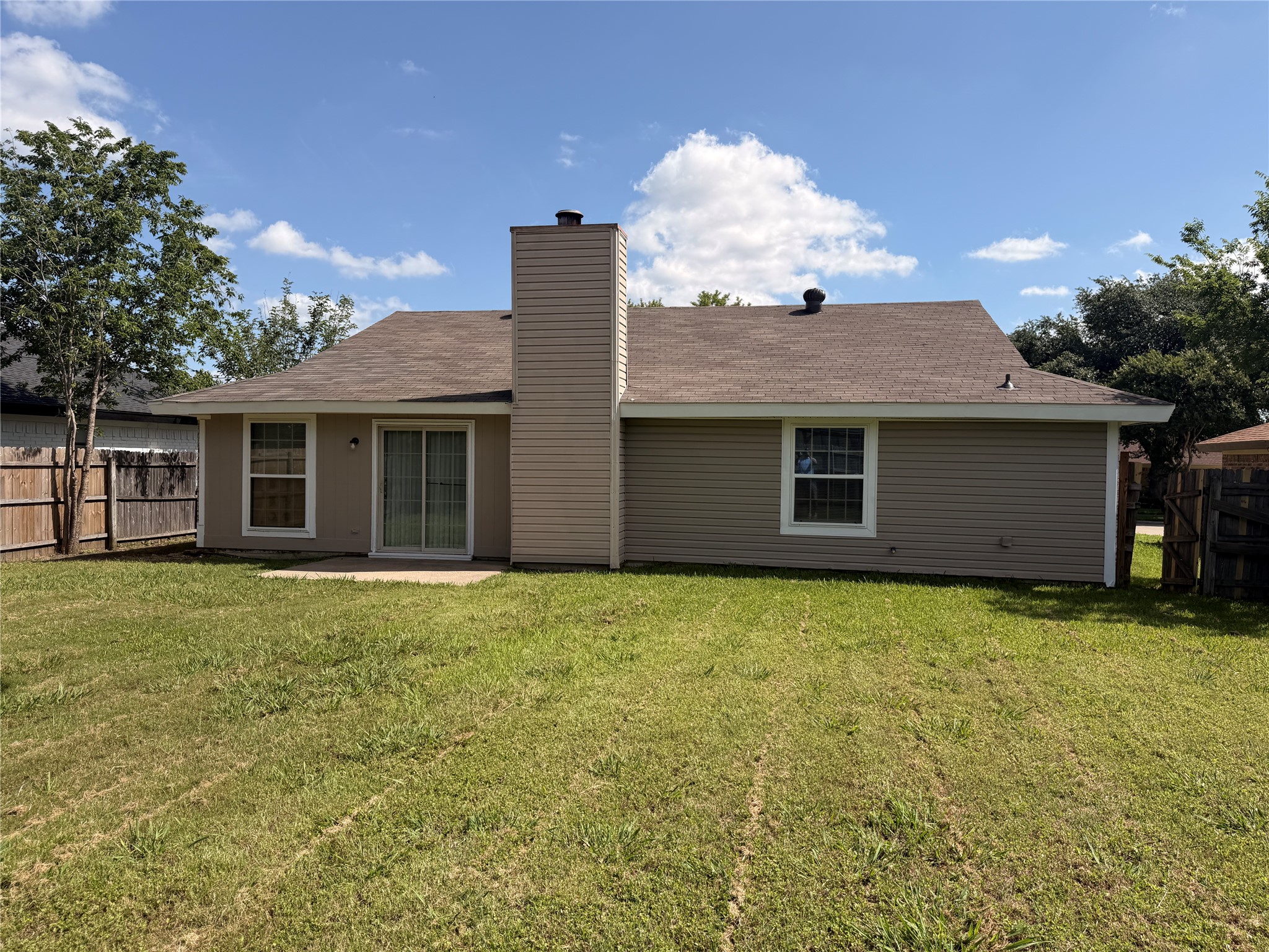 312 Juniper Drive Arlington TX 76018