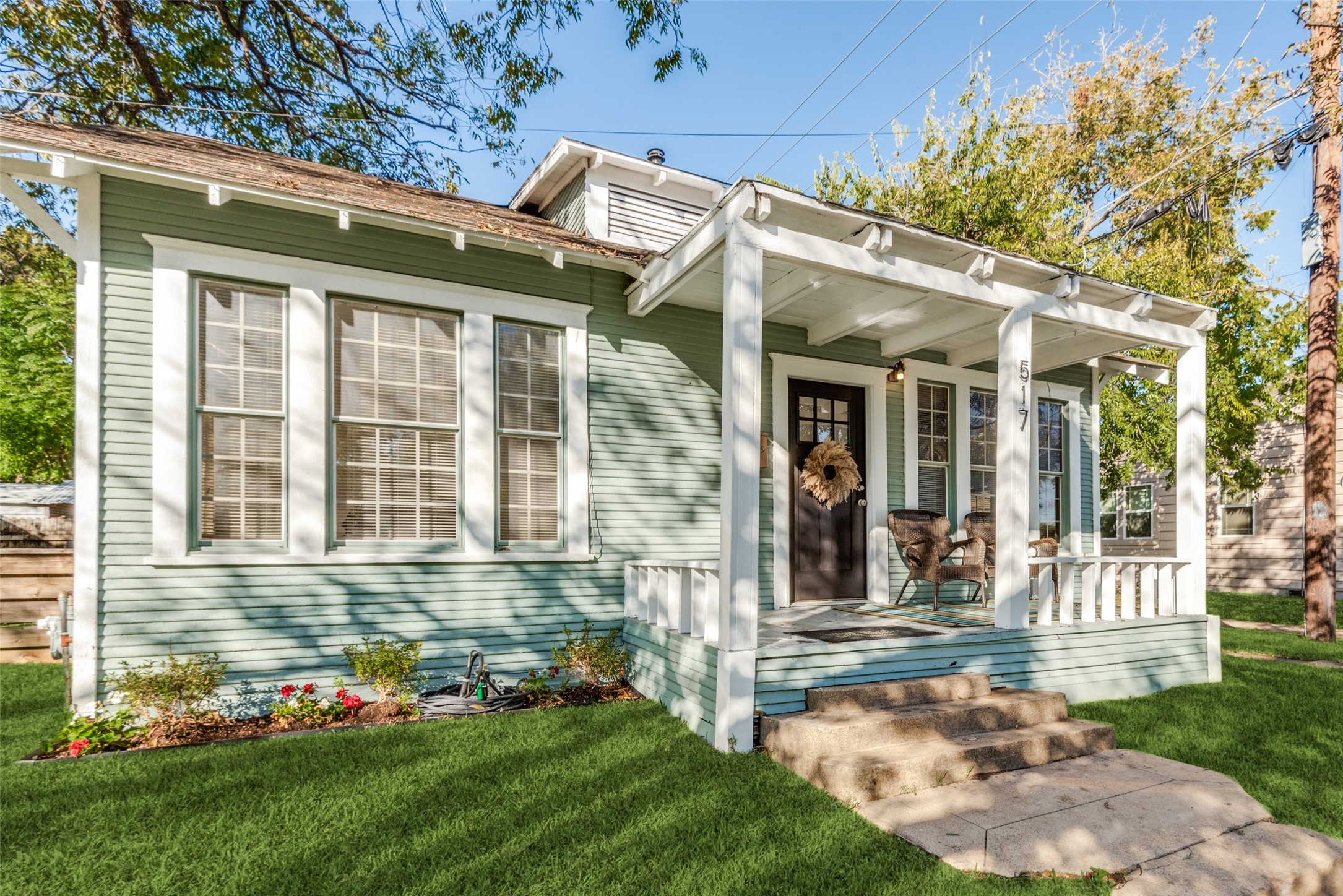 517 S Vernon Avenue Dallas TX 75208