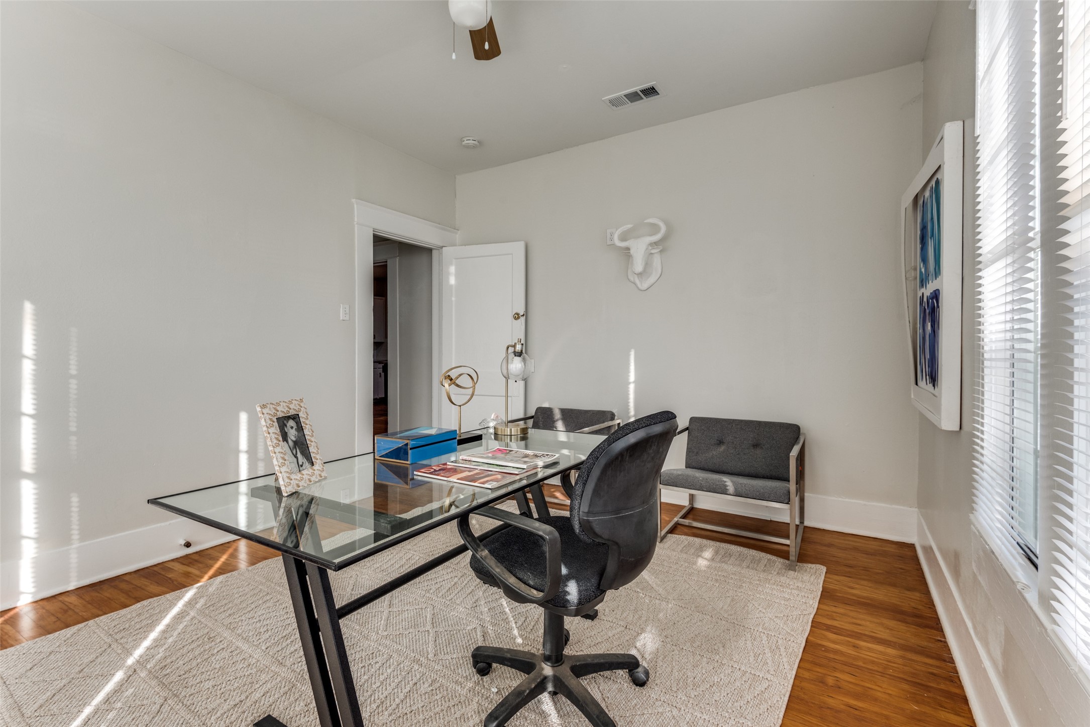 517 S Vernon Avenue Dallas TX 75208
