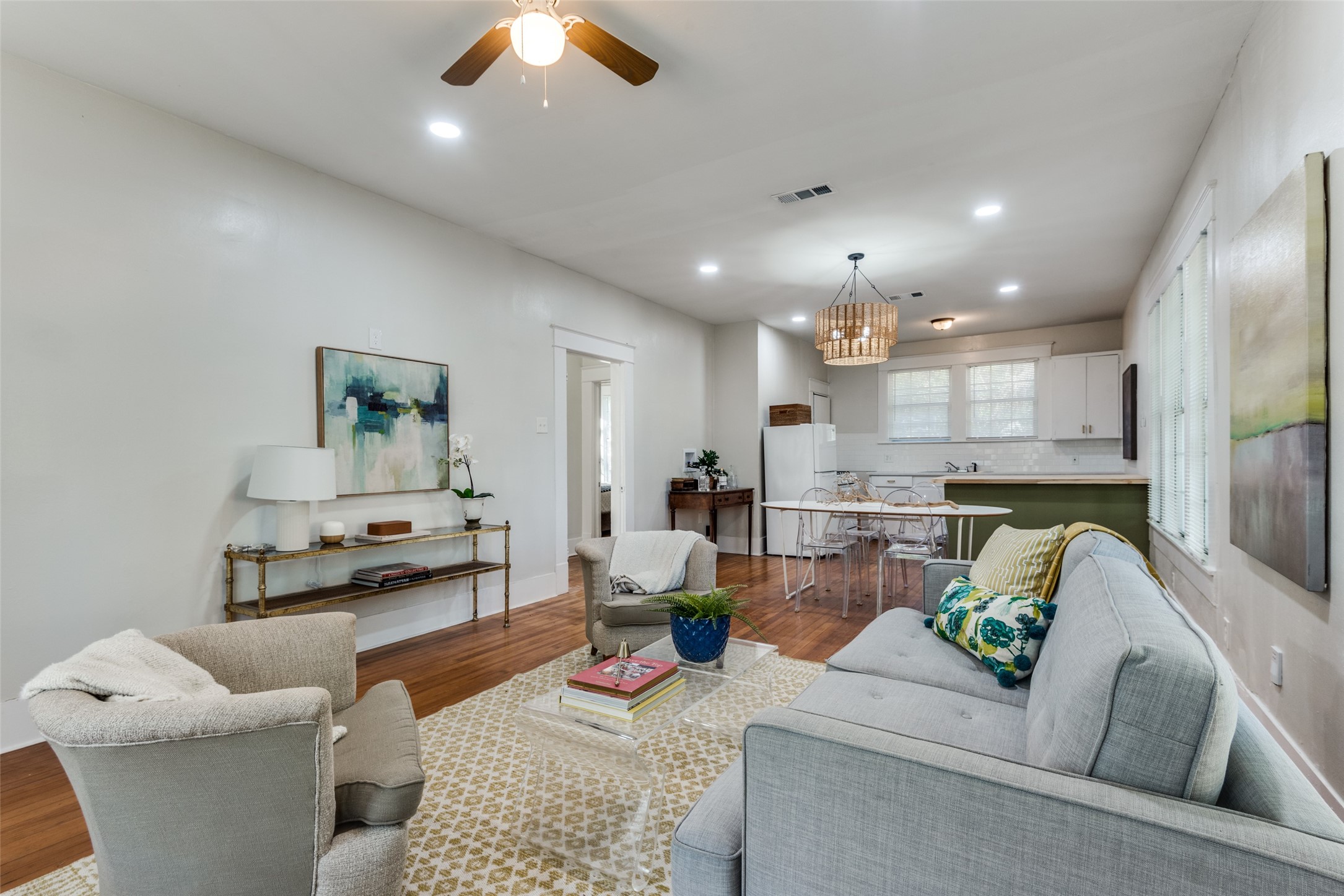 517 S Vernon Avenue Dallas TX 75208