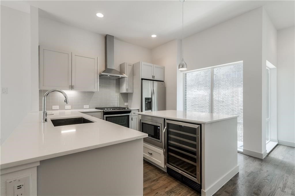 2290 N Fitzhugh Avenue Dallas TX 75204