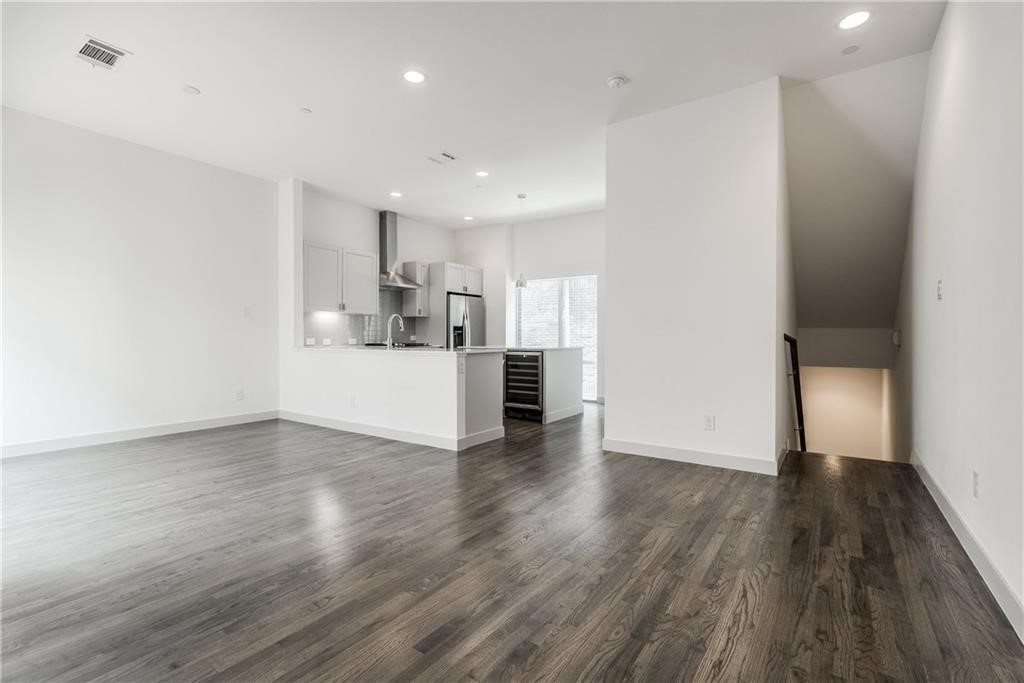 2290 N Fitzhugh Avenue Dallas TX 75204