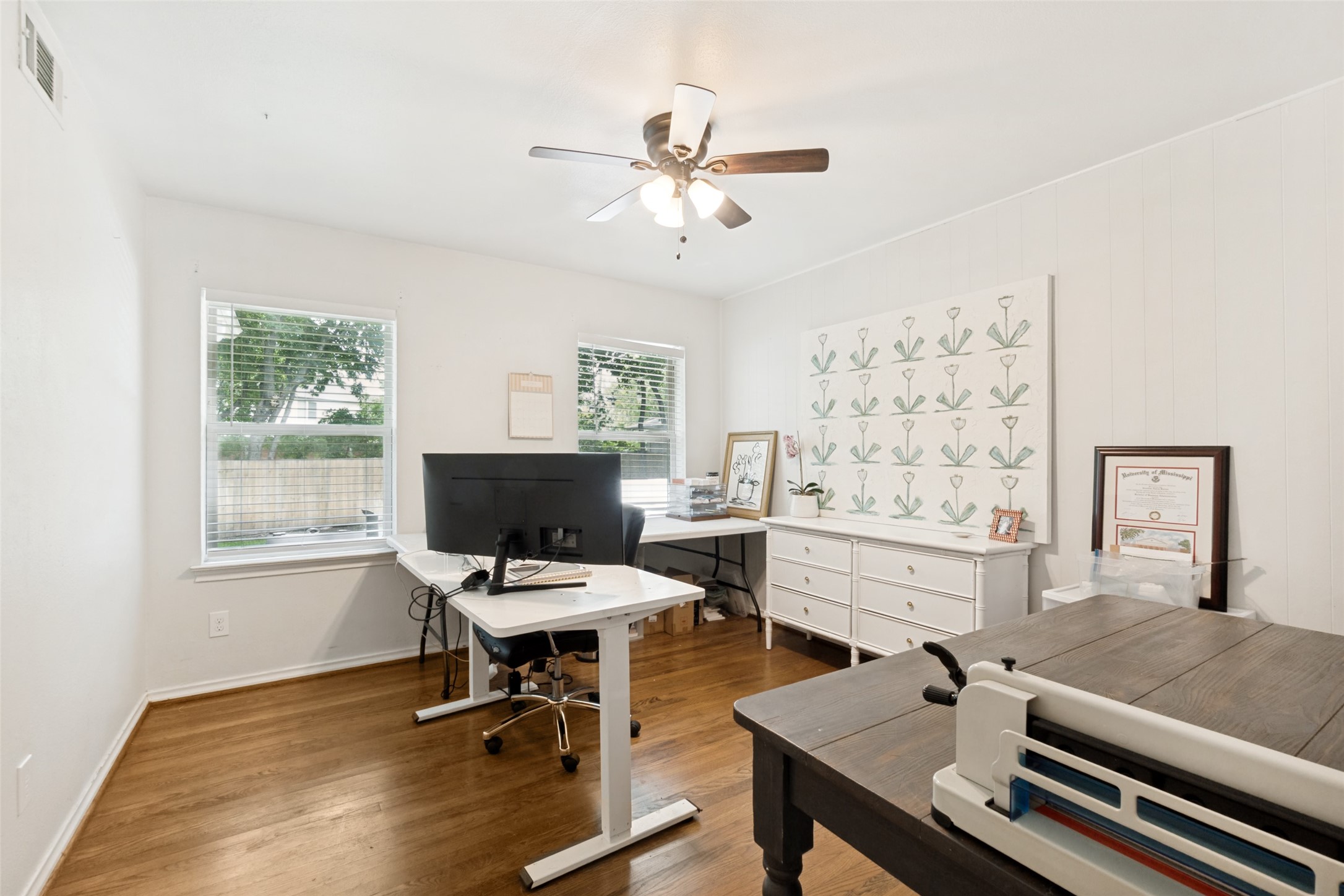 8911 Larchwood Drive Dallas TX 75238