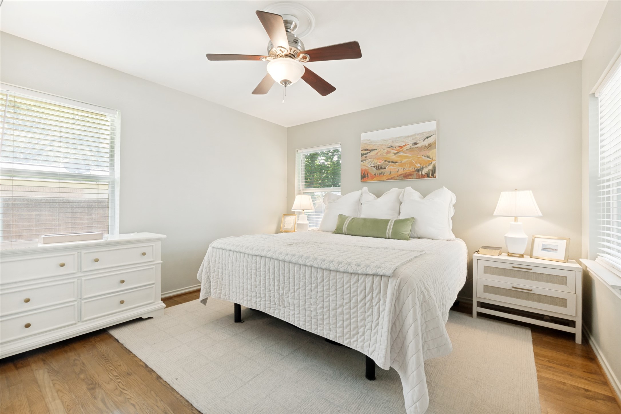 8911 Larchwood Drive Dallas TX 75238