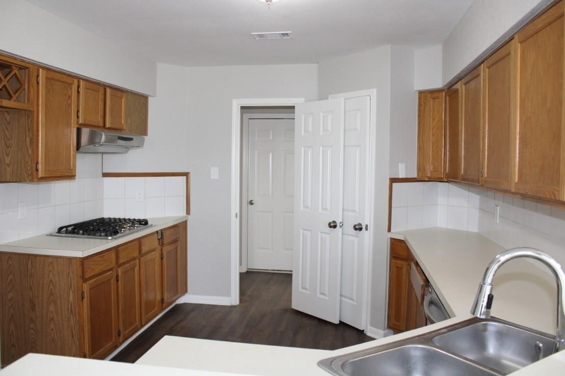 6213 Covington Drive Rowlett TX 75089