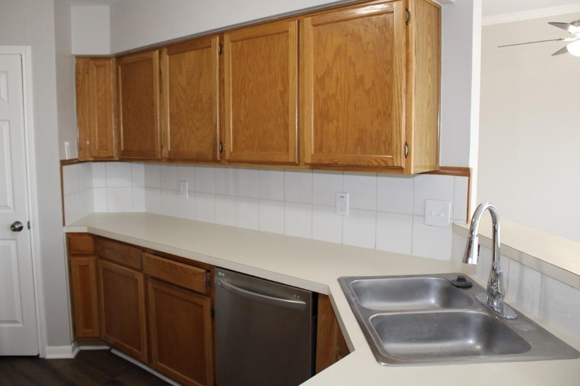 6213 Covington Drive Rowlett TX 75089