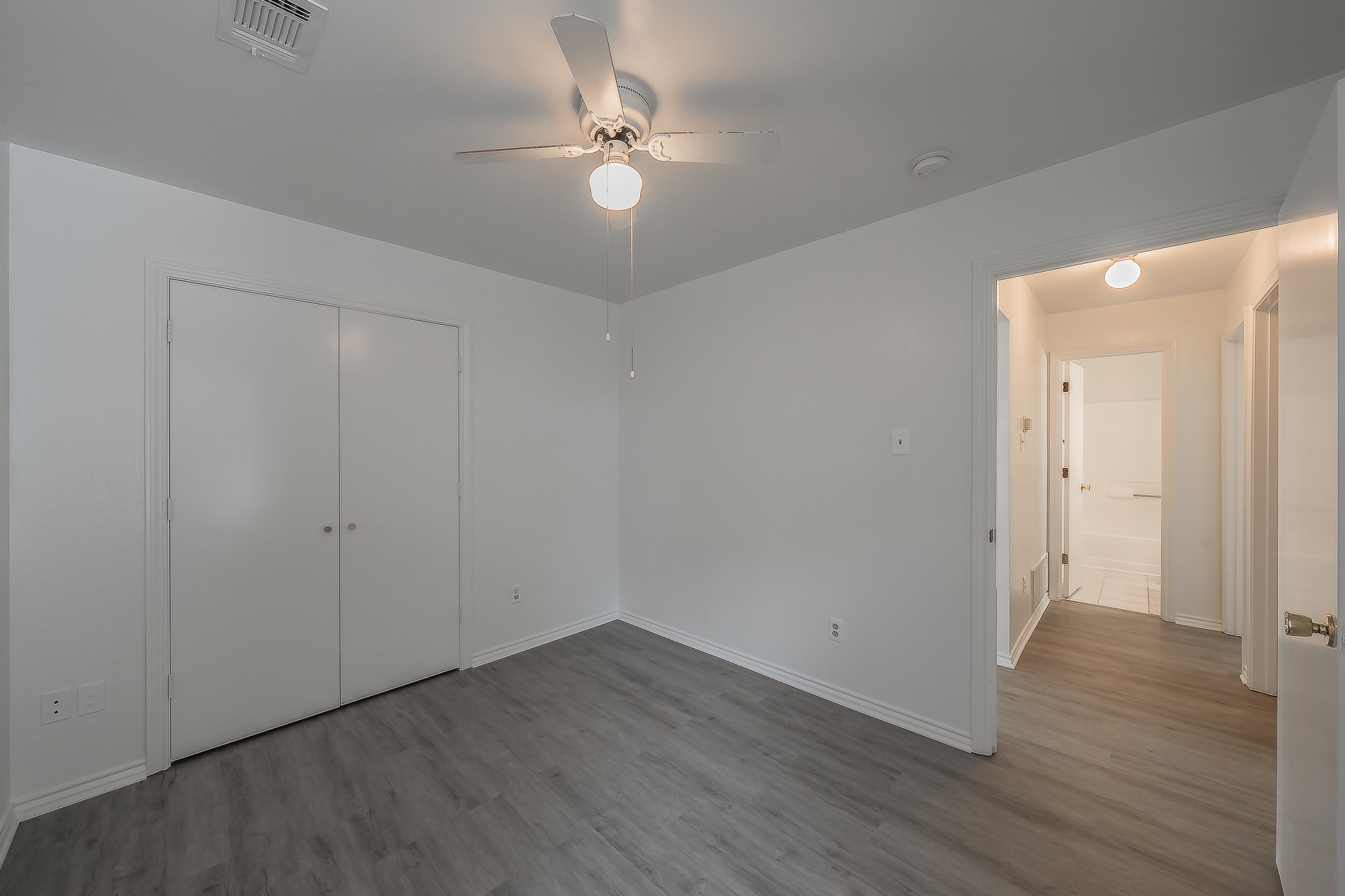 3031 Lela Street Irving TX 75061