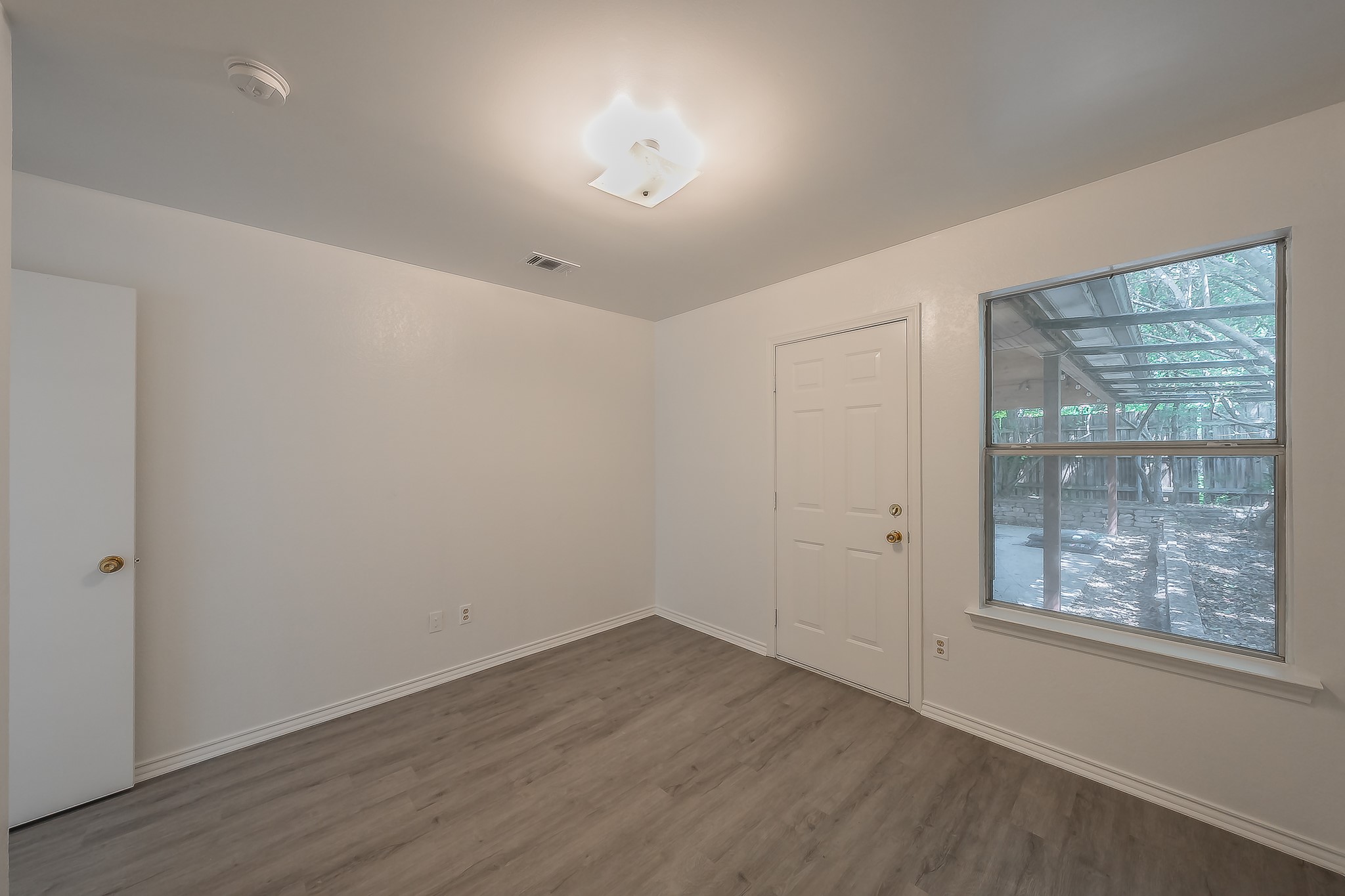 3031 Lela Street Irving TX 75061