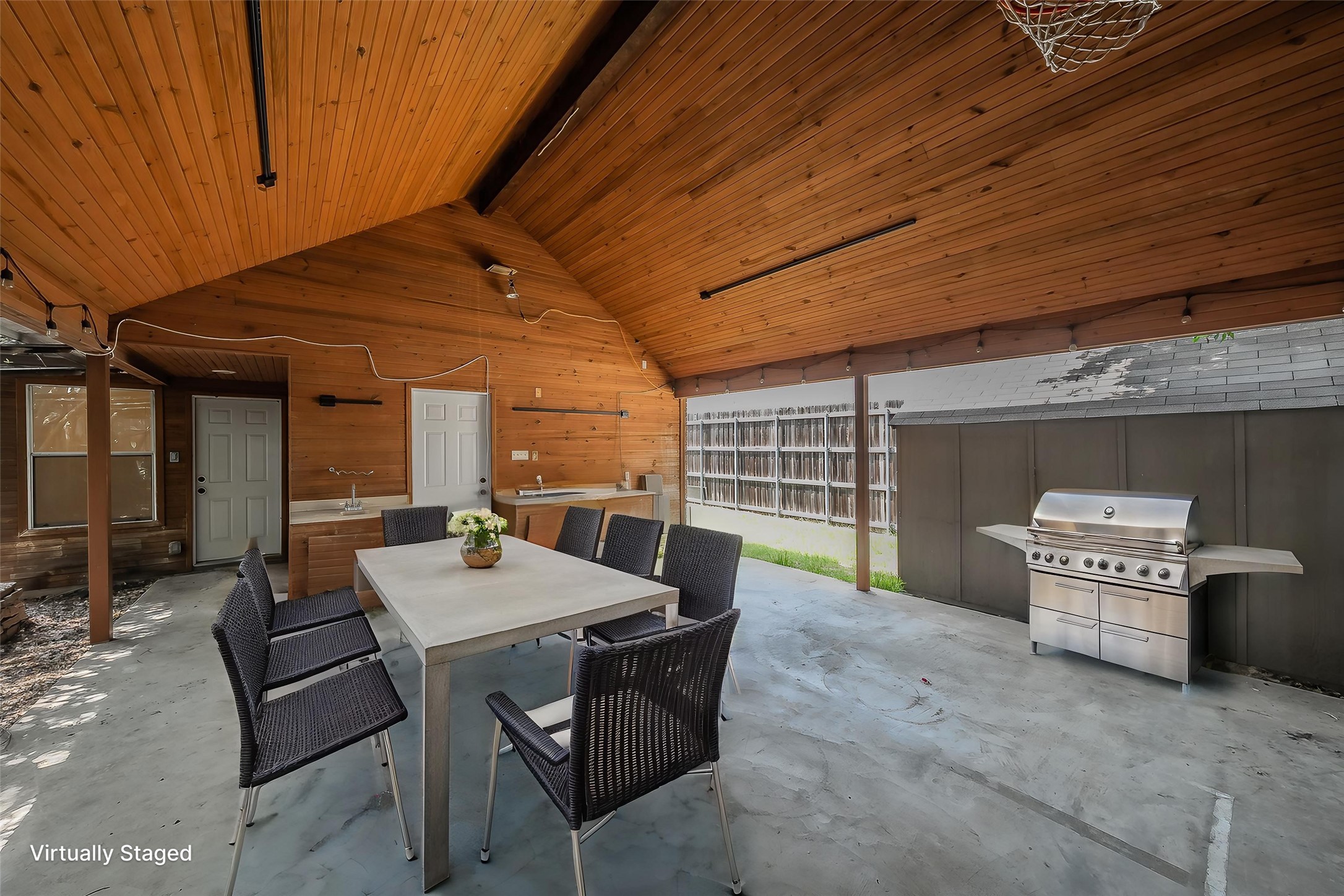 3031 Lela Street Irving TX 75061