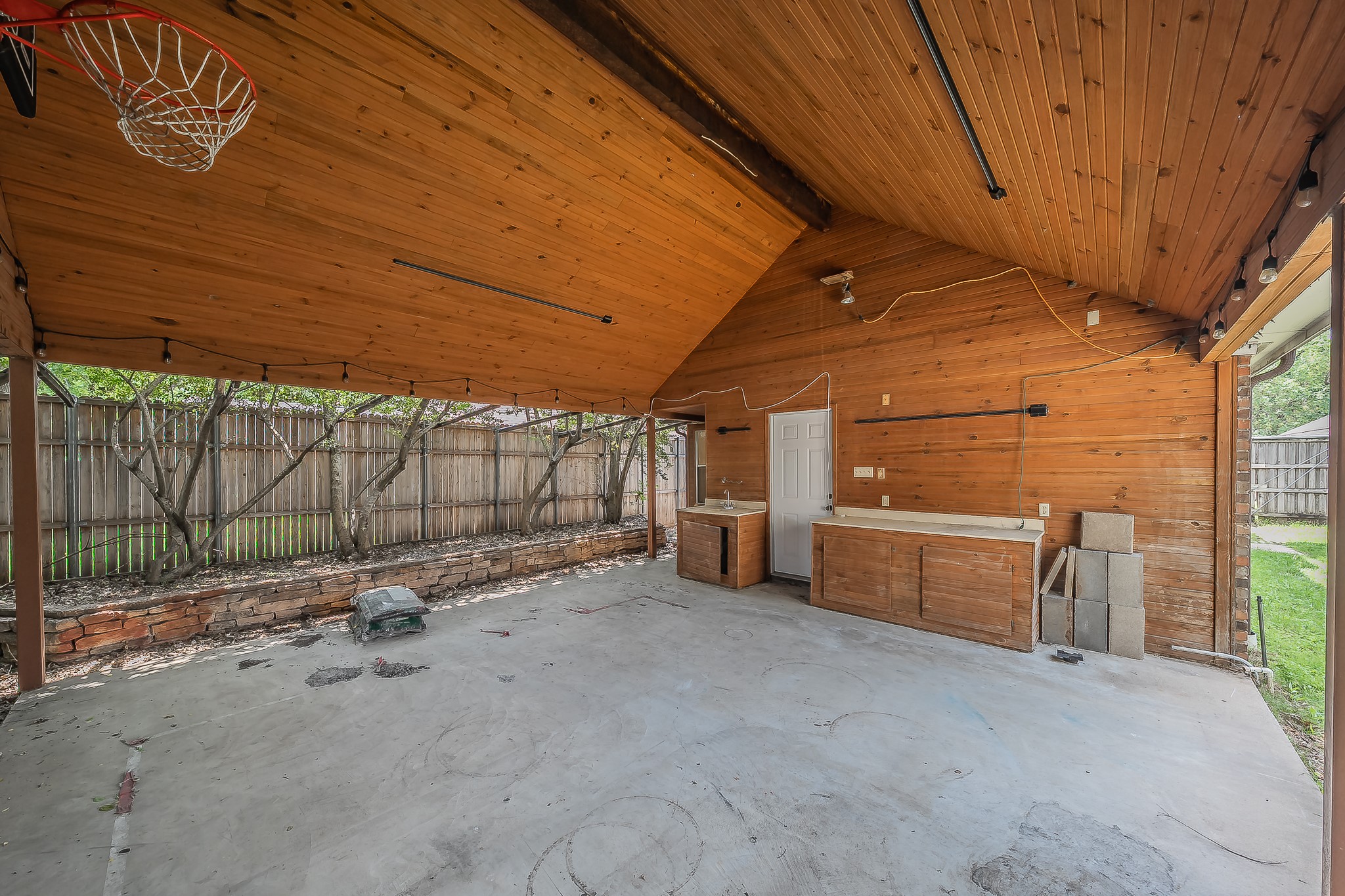 3031 Lela Street Irving TX 75061