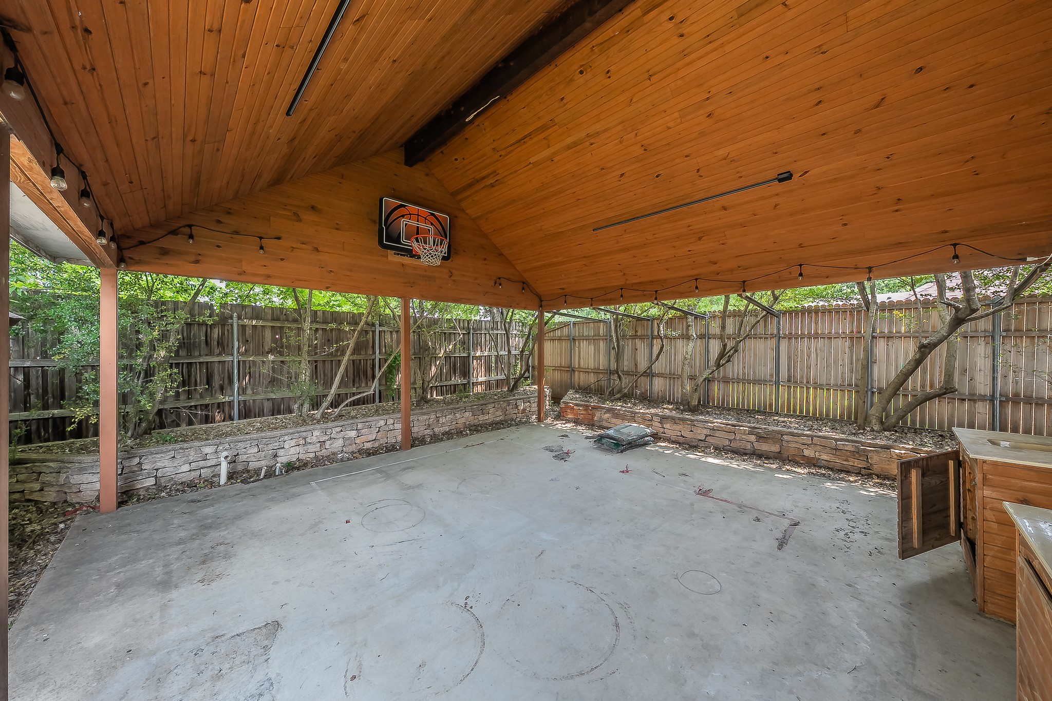 3031 Lela Street Irving TX 75061