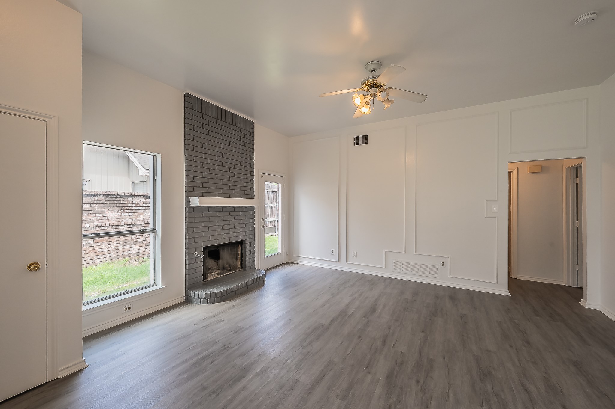 3031 Lela Street Irving TX 75061