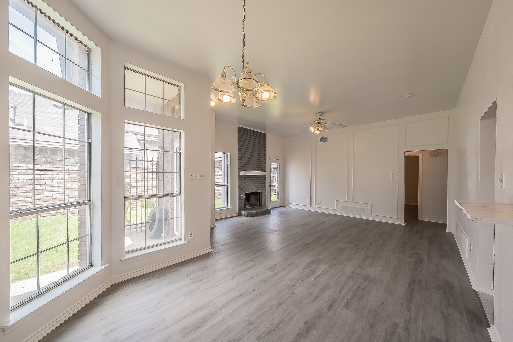 3031 Lela Street Irving TX 75061