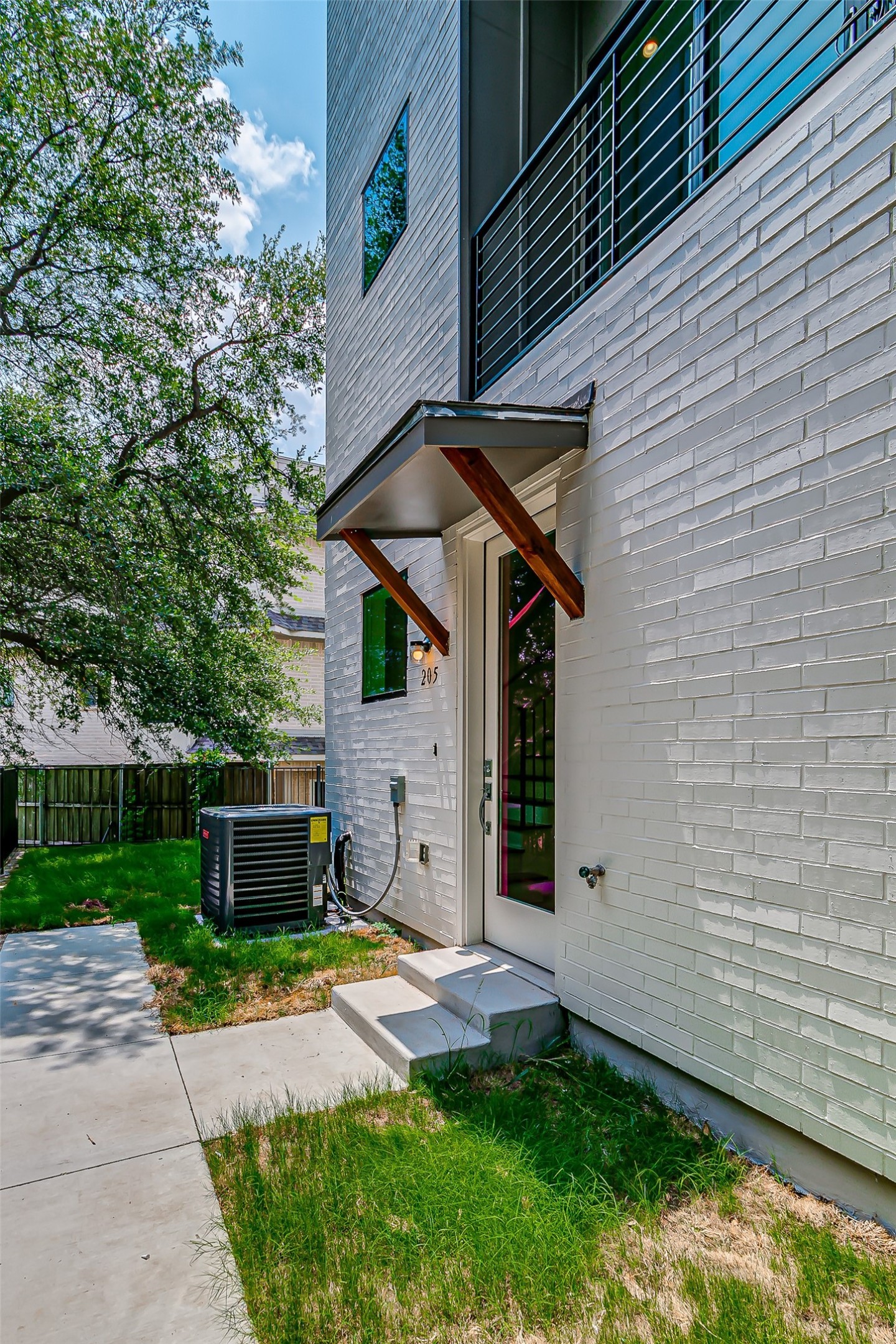 6028 Lewis Street Dallas TX 75206