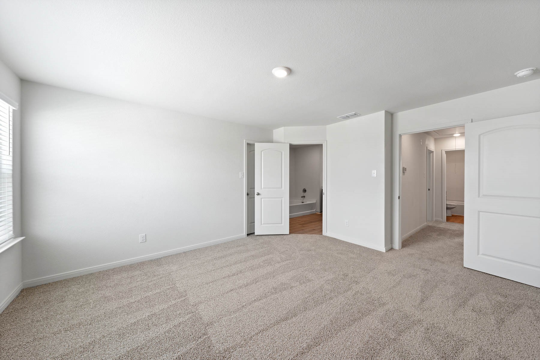 8413 Silverbow Drive Ponder TX 76259