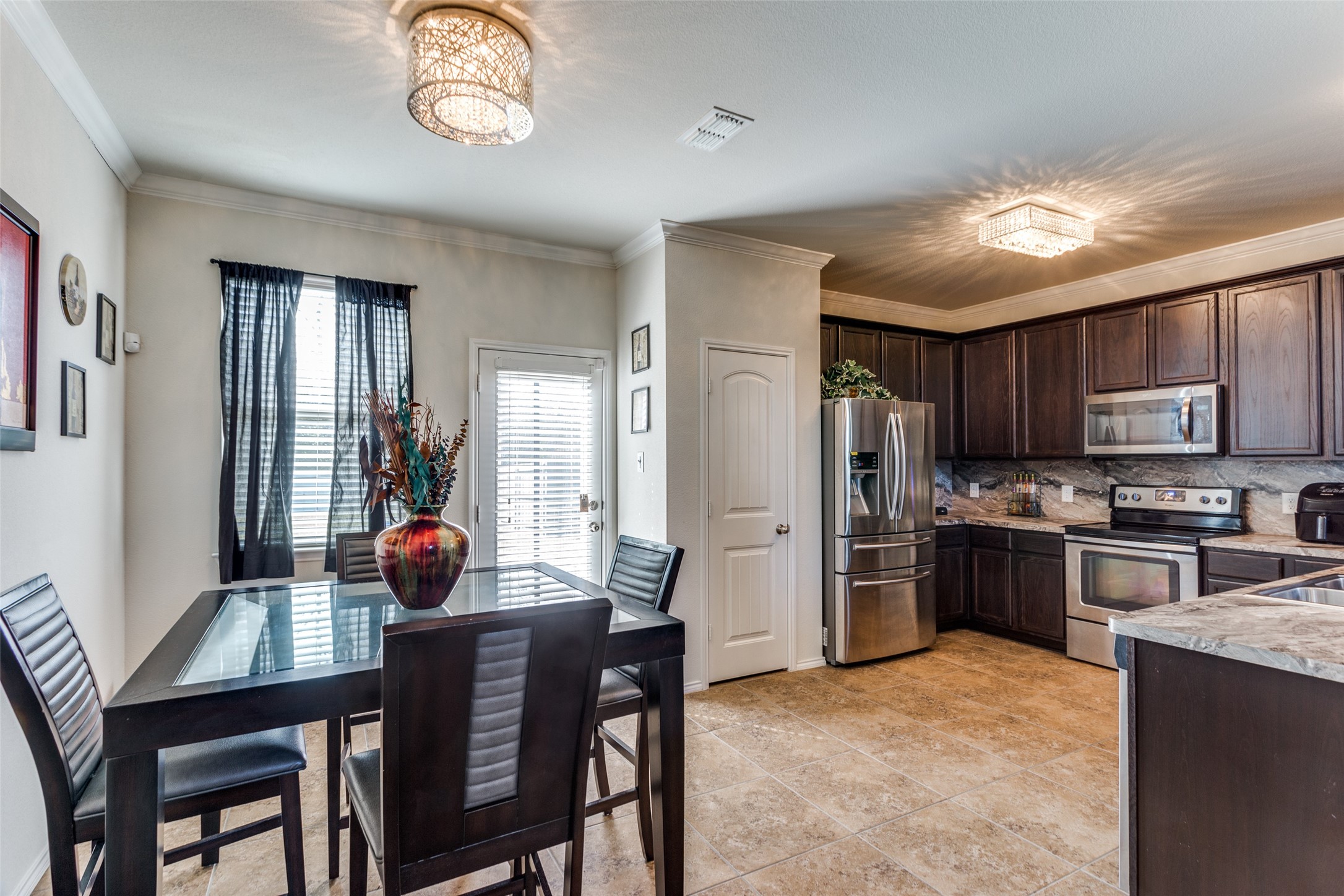 2246 Red Chute Drive Dallas TX 75253