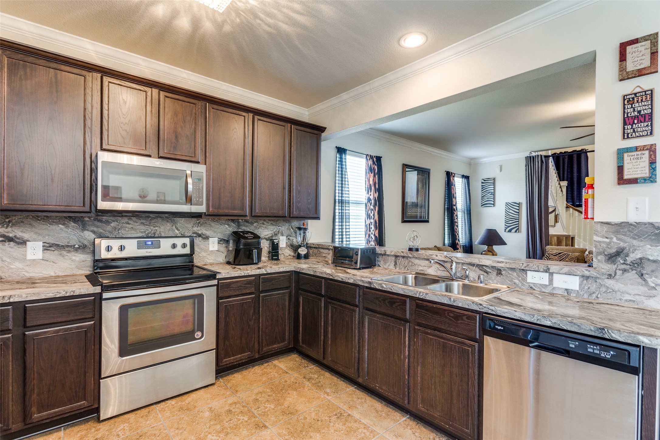 2246 Red Chute Drive Dallas TX 75253