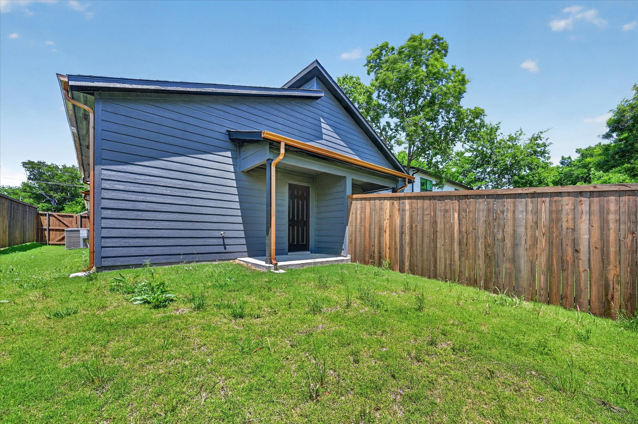 2107 Church Street Greenville TX 75401