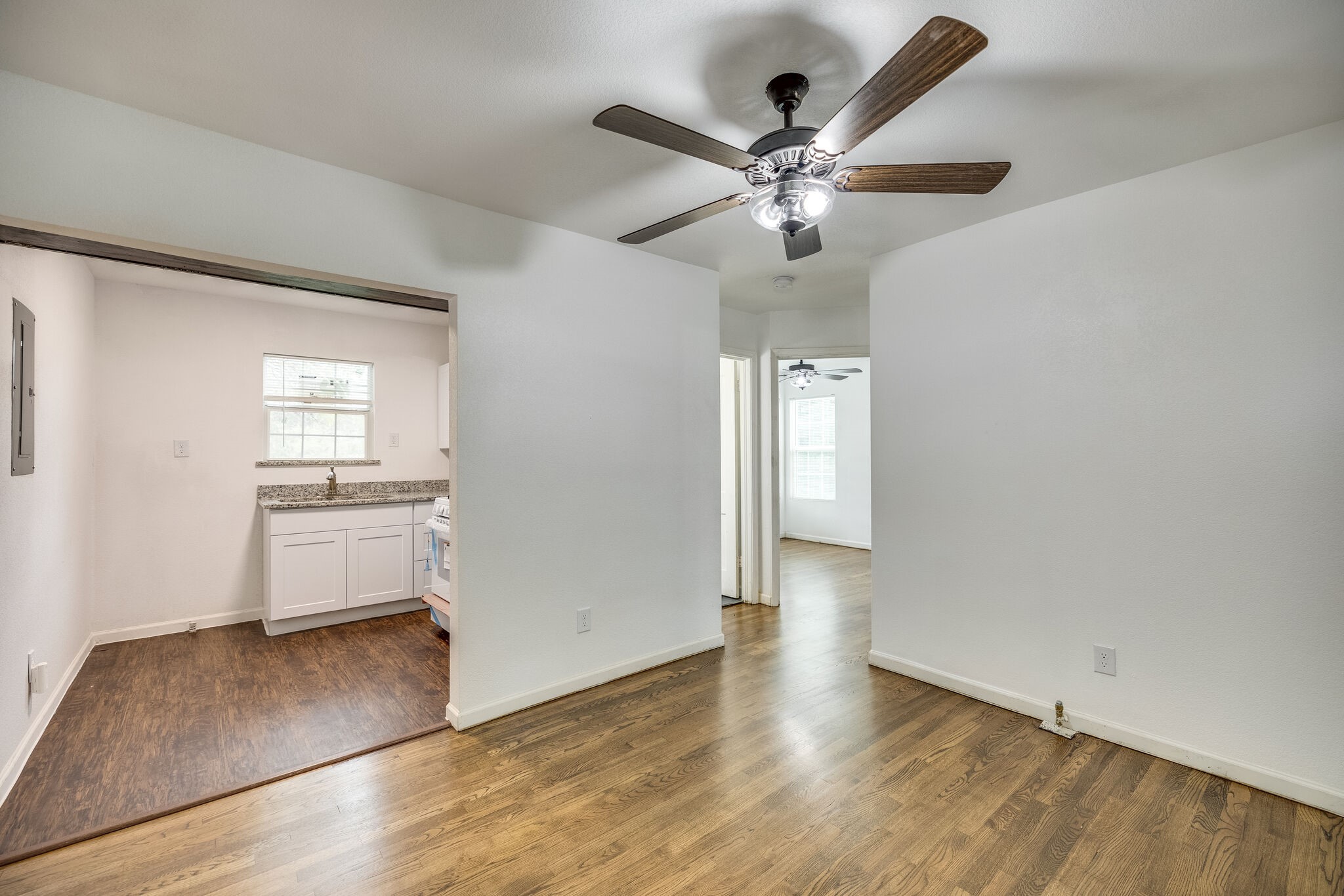 4313 Jerry Lane Haltom City TX 76117