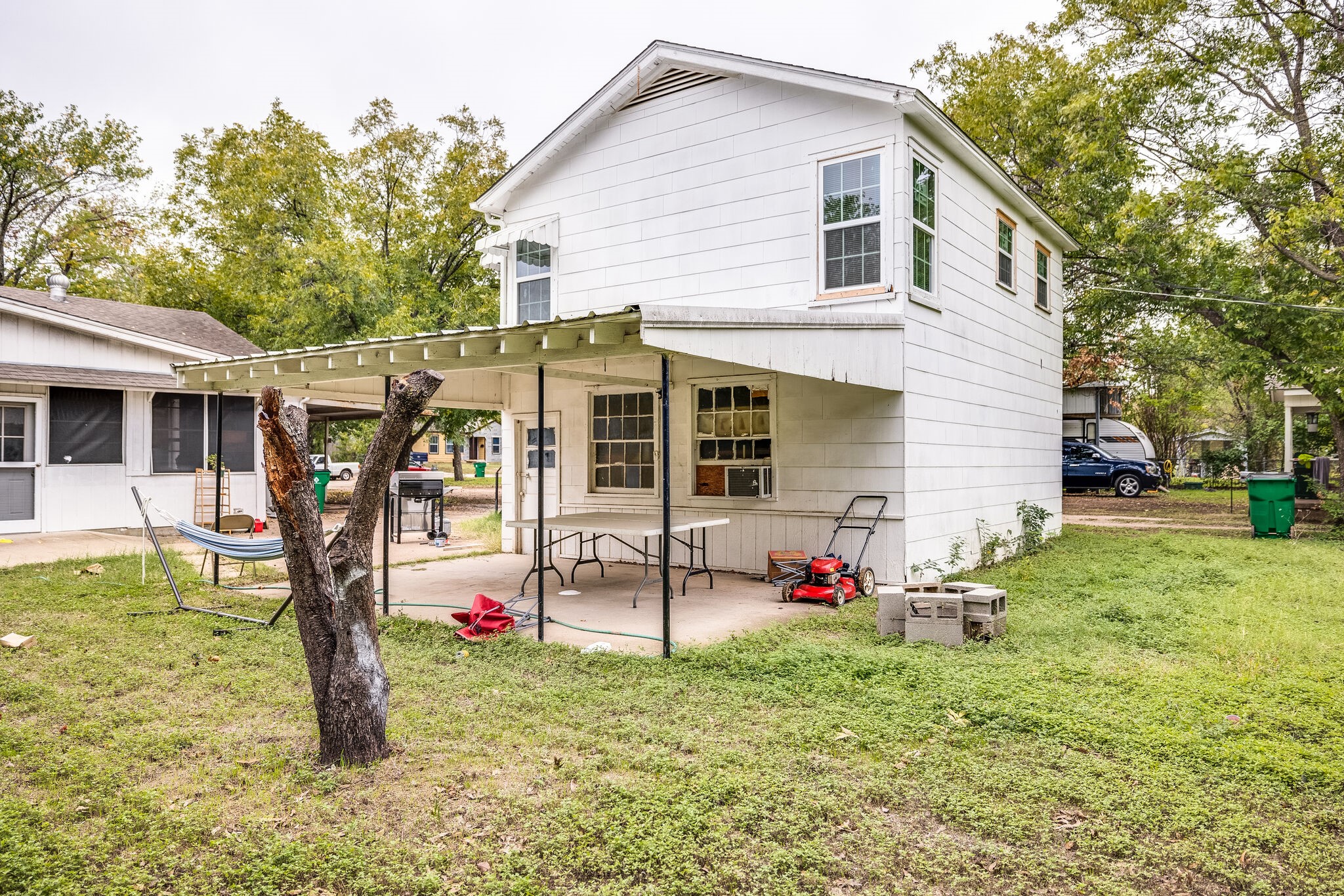 4313 Jerry Lane Haltom City TX 76117