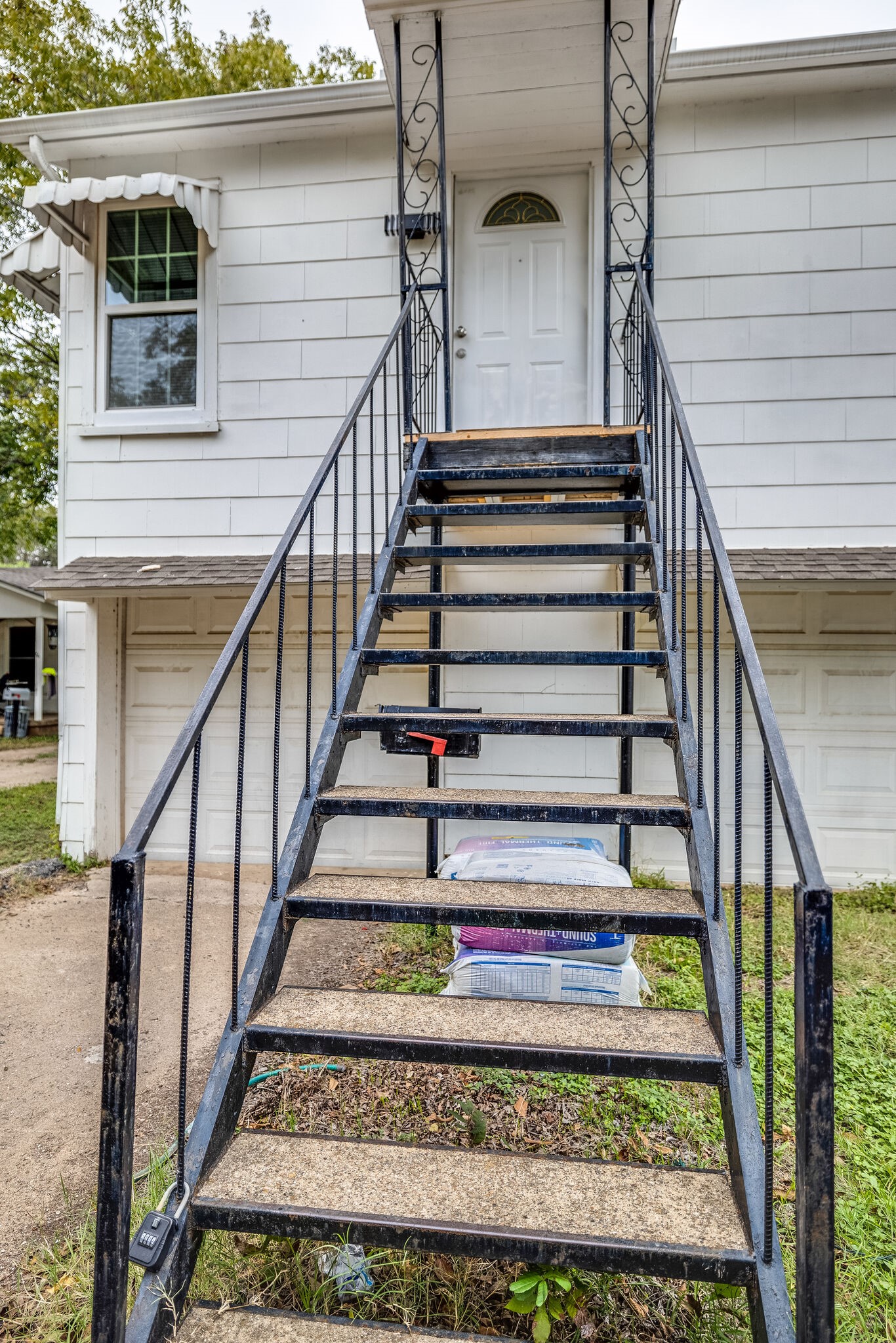 4313 Jerry Lane Haltom City TX 76117