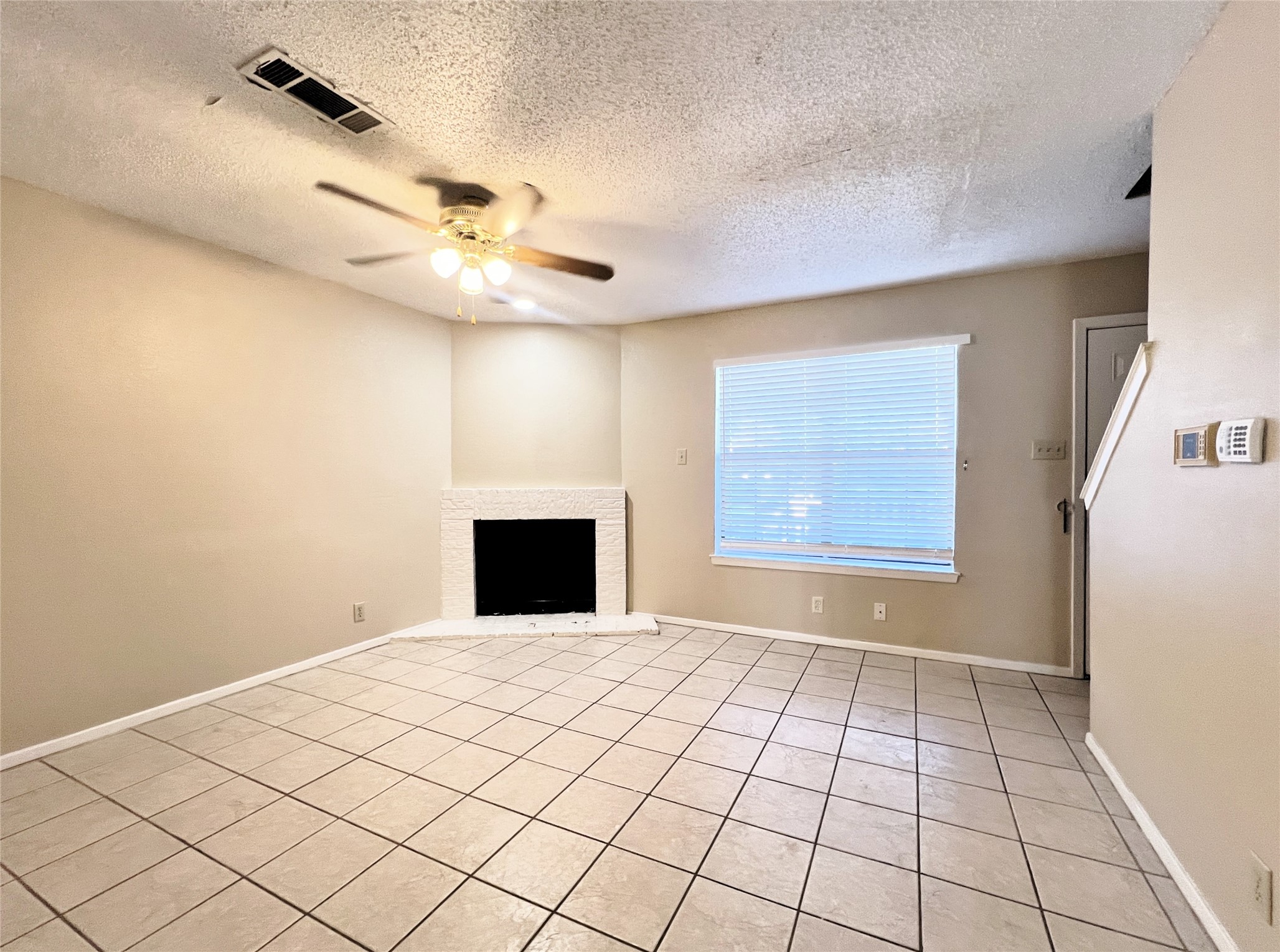 929 W Hickory Street Denton TX 76201