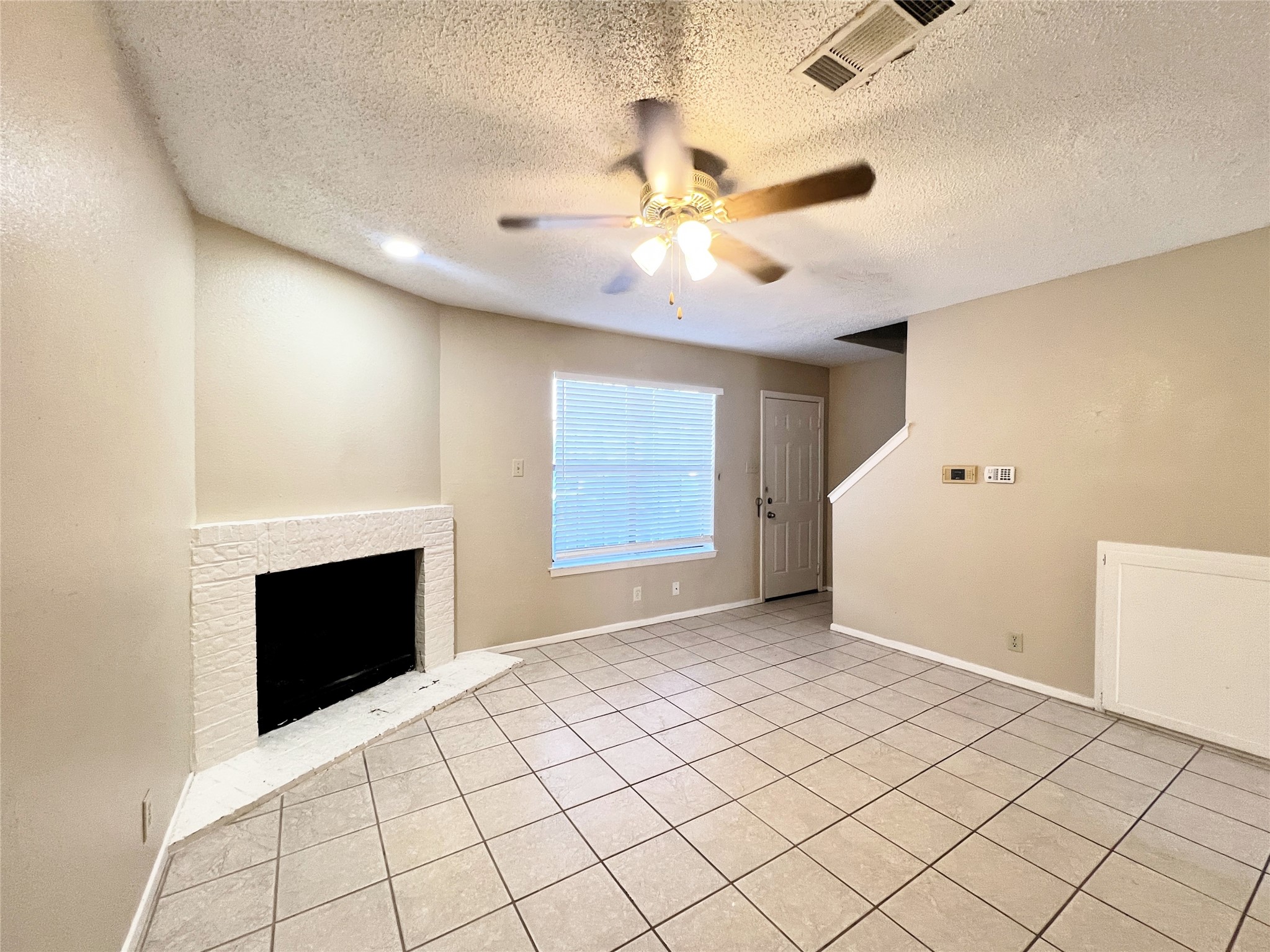 929 W Hickory Street Denton TX 76201