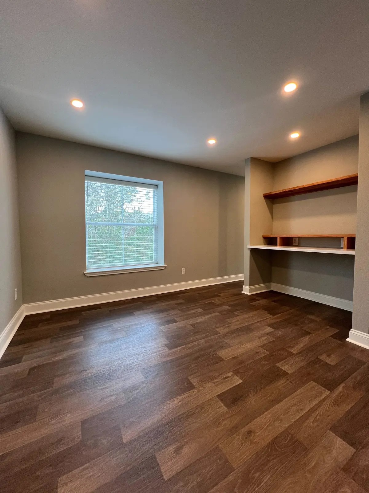 8003 Woodway Drive Houston TX 77063