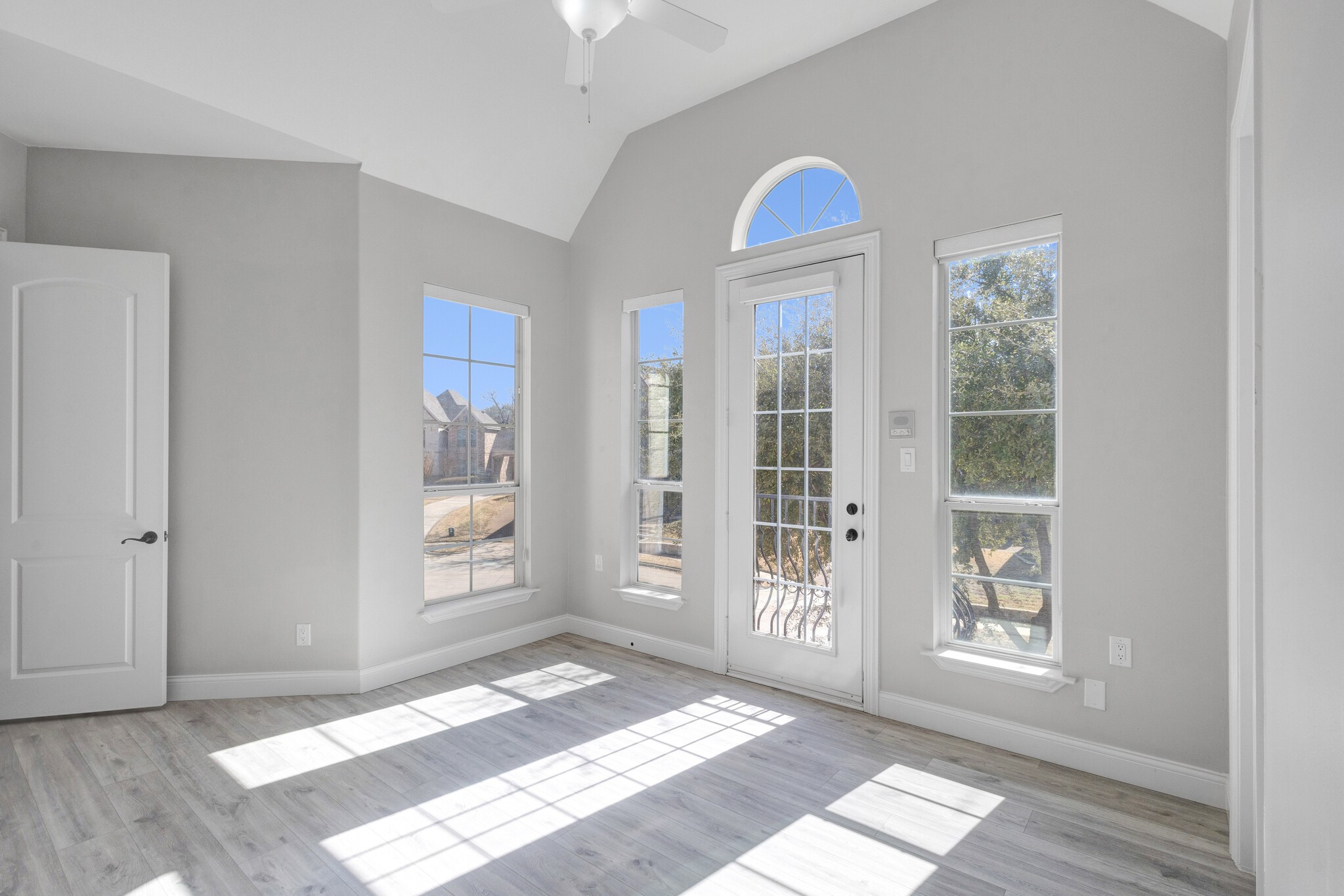 1004 Drake Drive Euless TX 76039