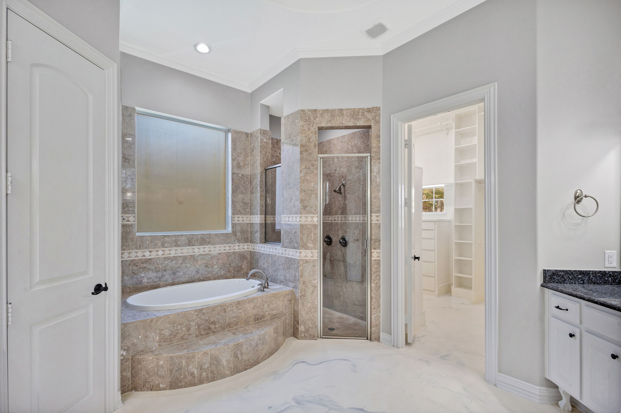 1004 Drake Drive Euless TX 76039