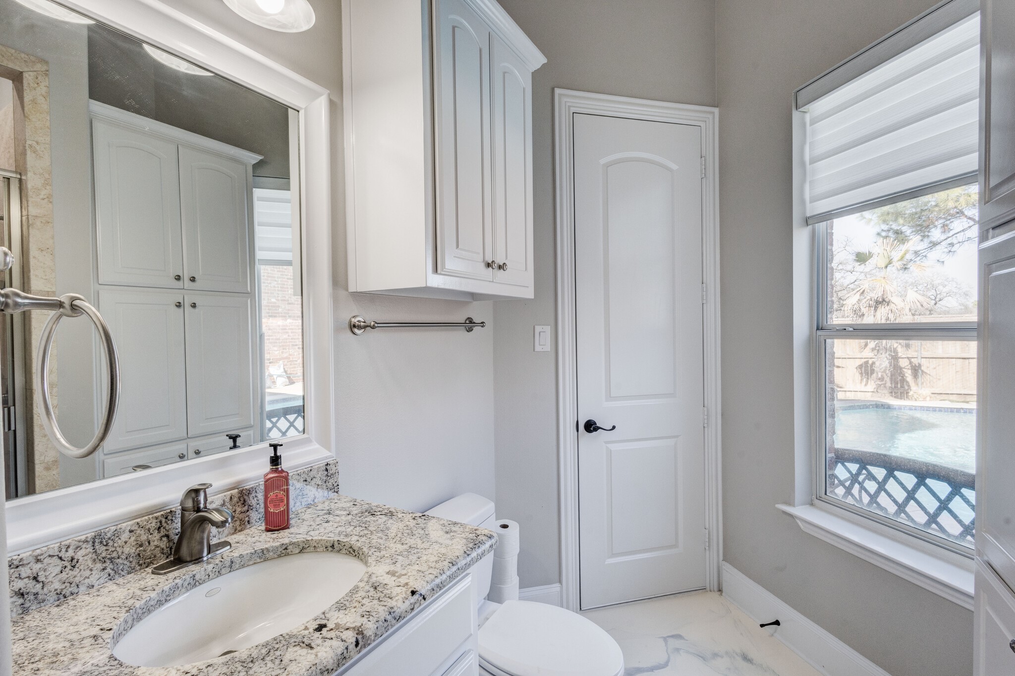 1004 Drake Drive Euless TX 76039