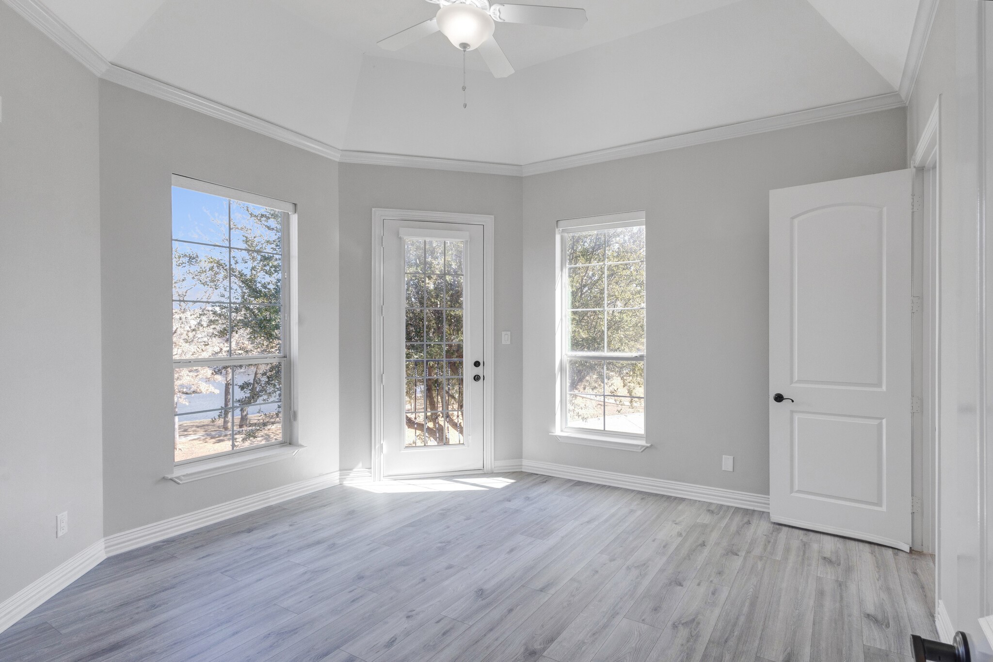 1004 Drake Drive Euless TX 76039